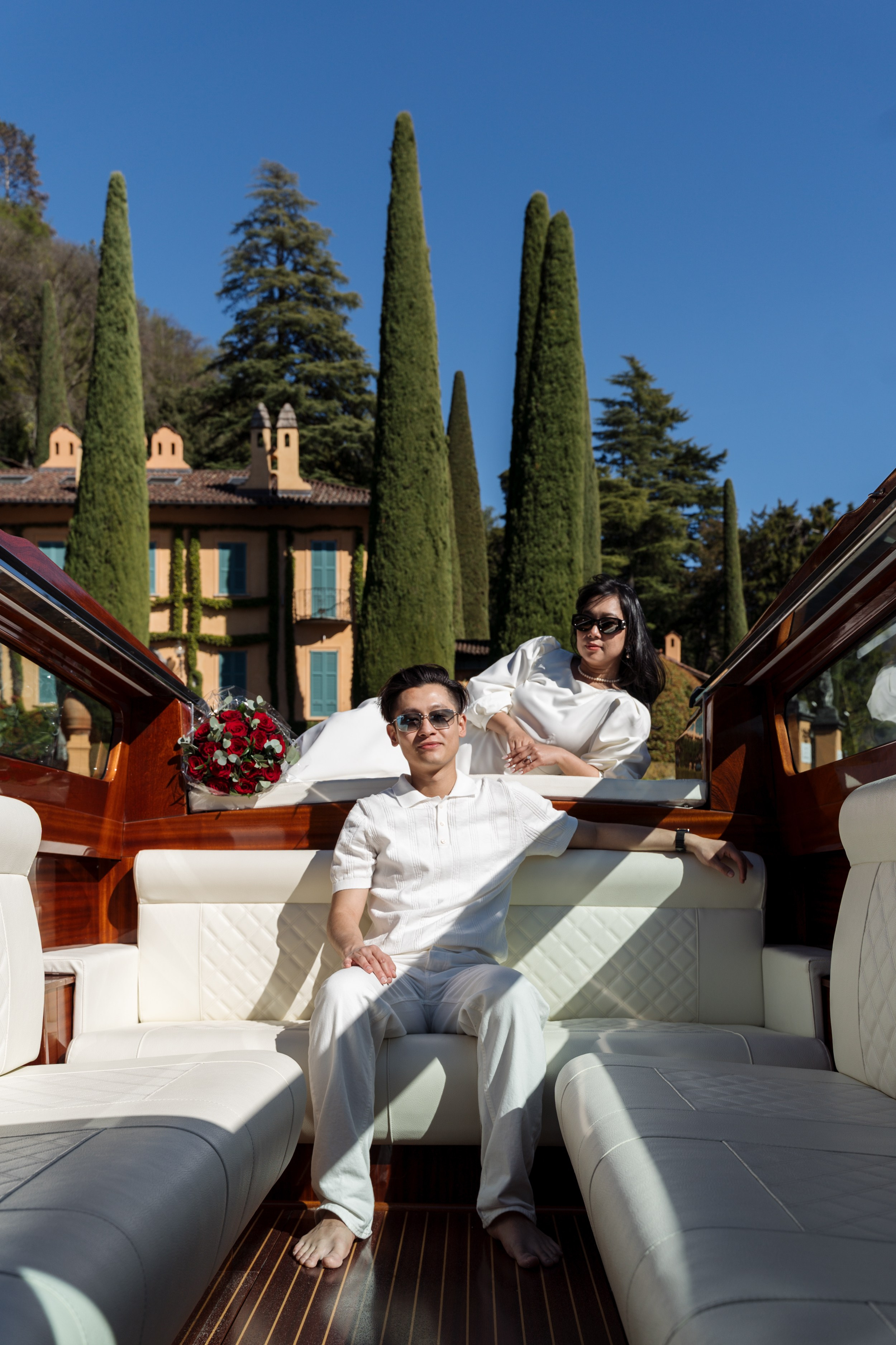Secret Proposal on a Boat in Lake Como. Proposal Photographer in Lake Como