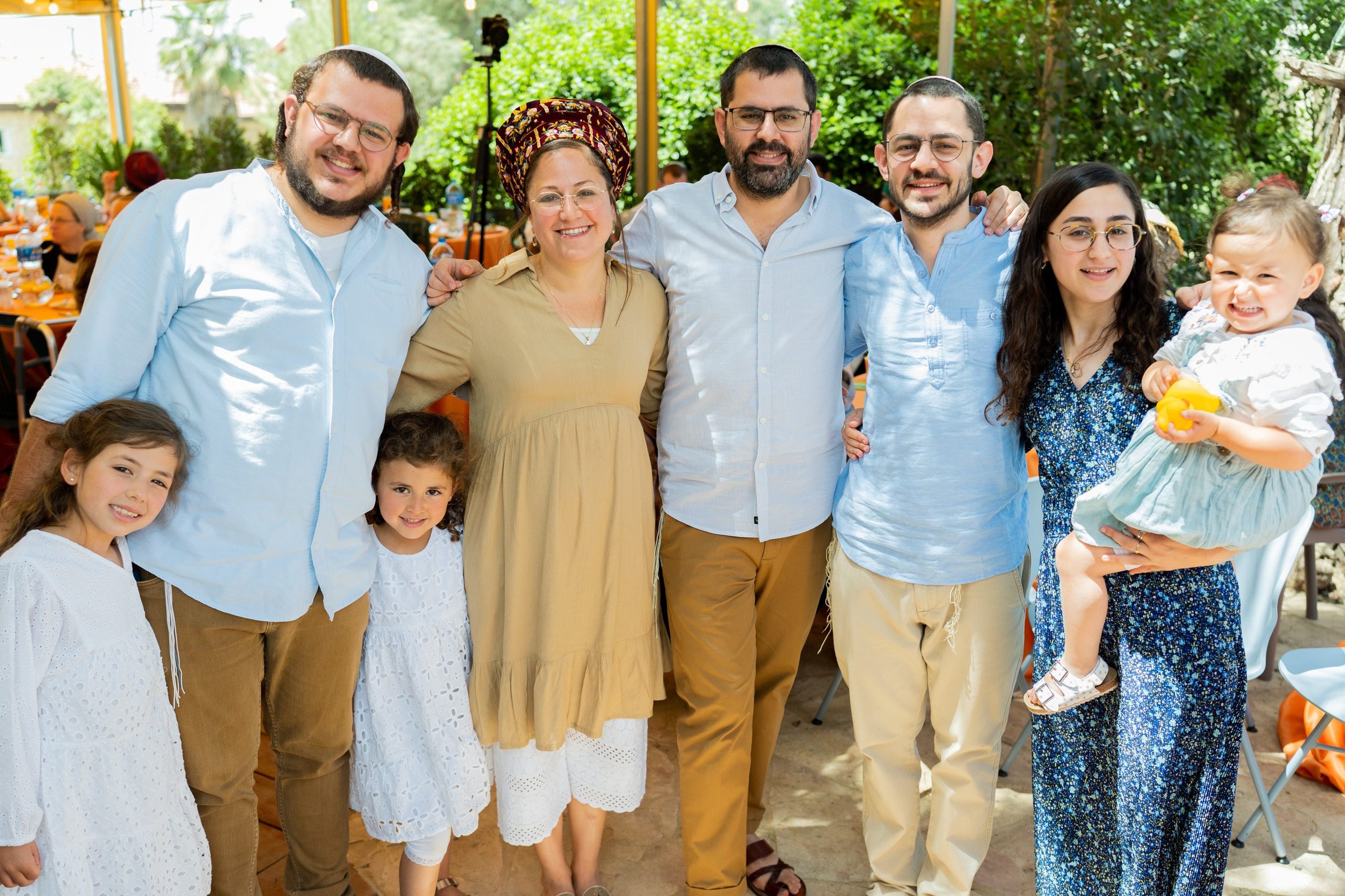 משפחת ברנד. יוסף מזרחי צילום חתונה, ברית וזוגיות. צלם מקצועי שאוהב להוציא אתכם הכי יפים ברגעים הכי מרגשים