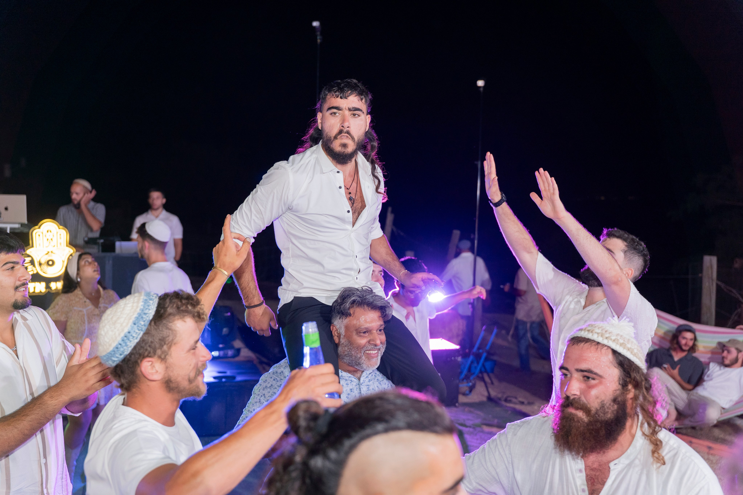 אביה ואחיה. יוסף מזרחי צילום חתונה, ברית וזוגיות. צלם מקצועי שאוהב להוציא אתכם הכי יפים ברגעים הכי מרגשים