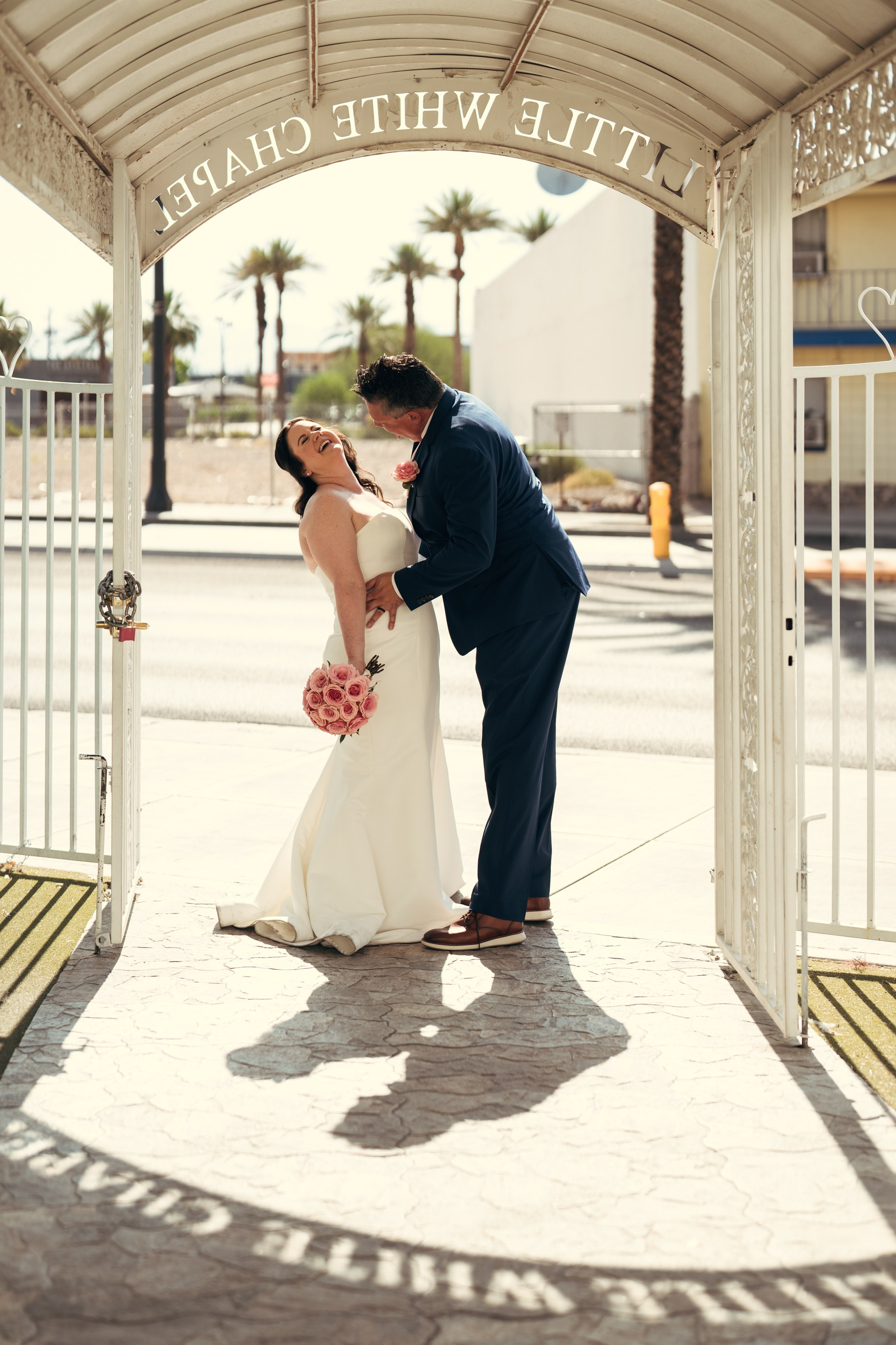 Chris&Duana. Wedding & elopement photographer Viktoriya Kravtsov. Las Vegas