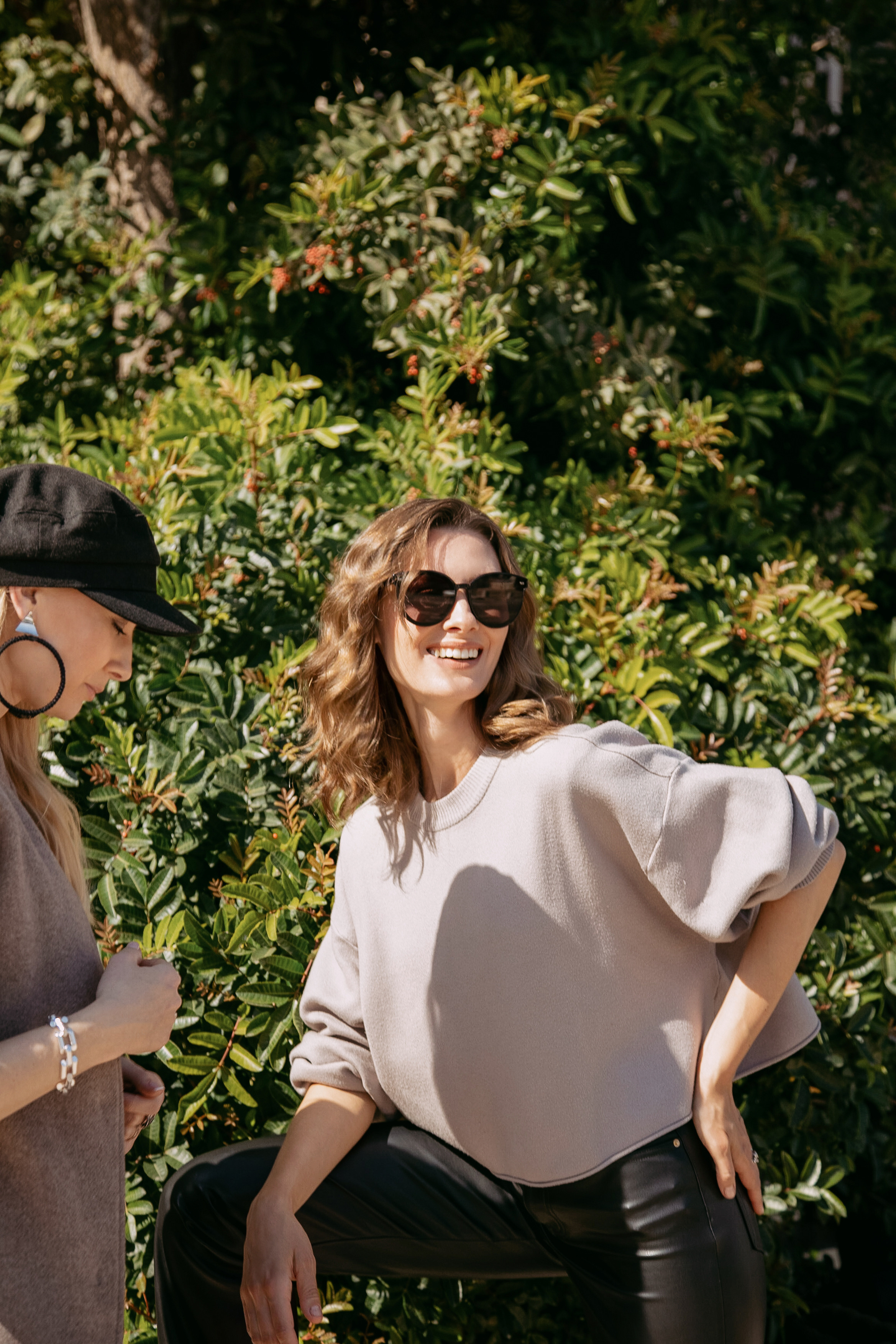 Elena & Marina. Individual shooting for two sisters. Home