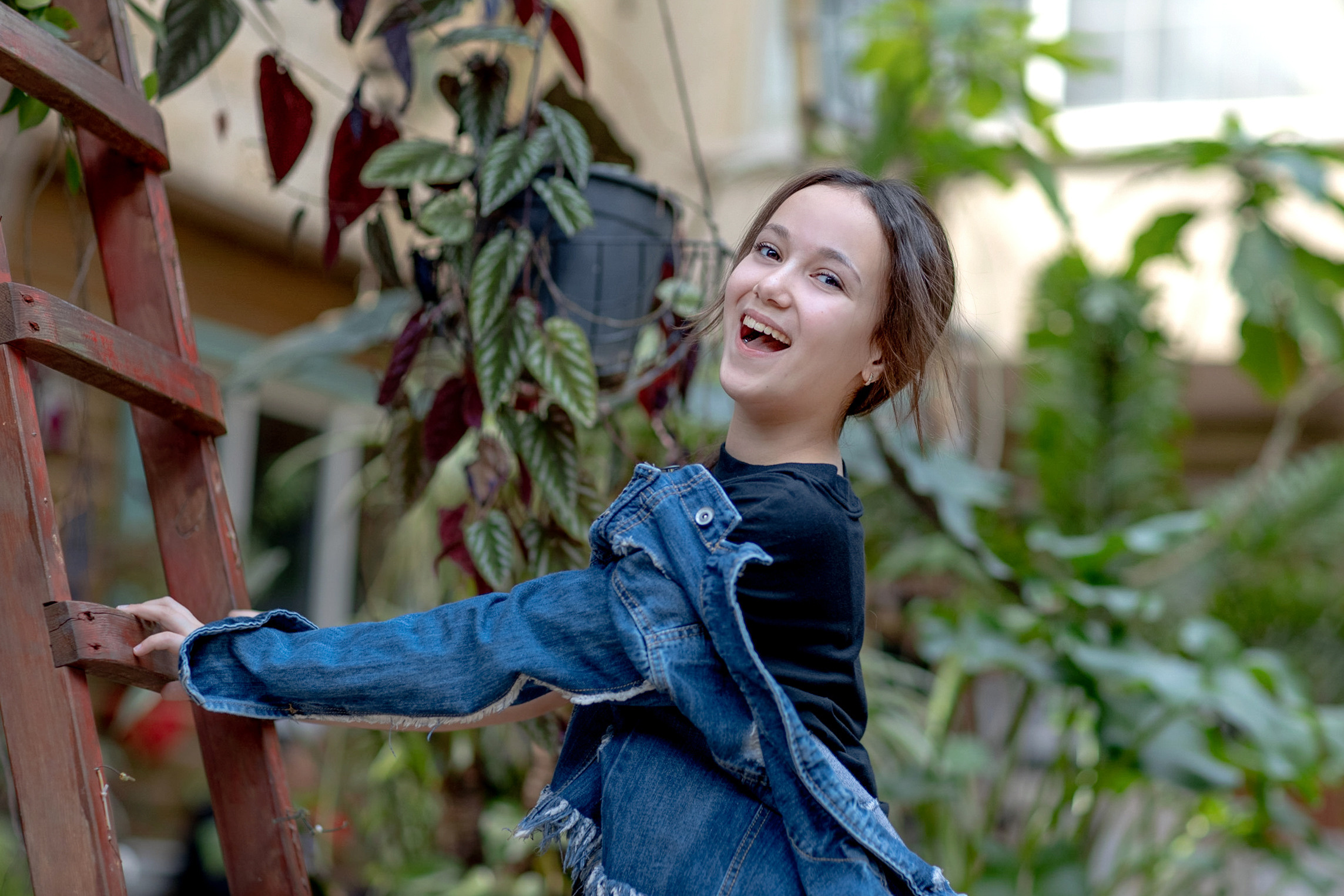 Bat Mitzva. Photoshoot for Diana. Home