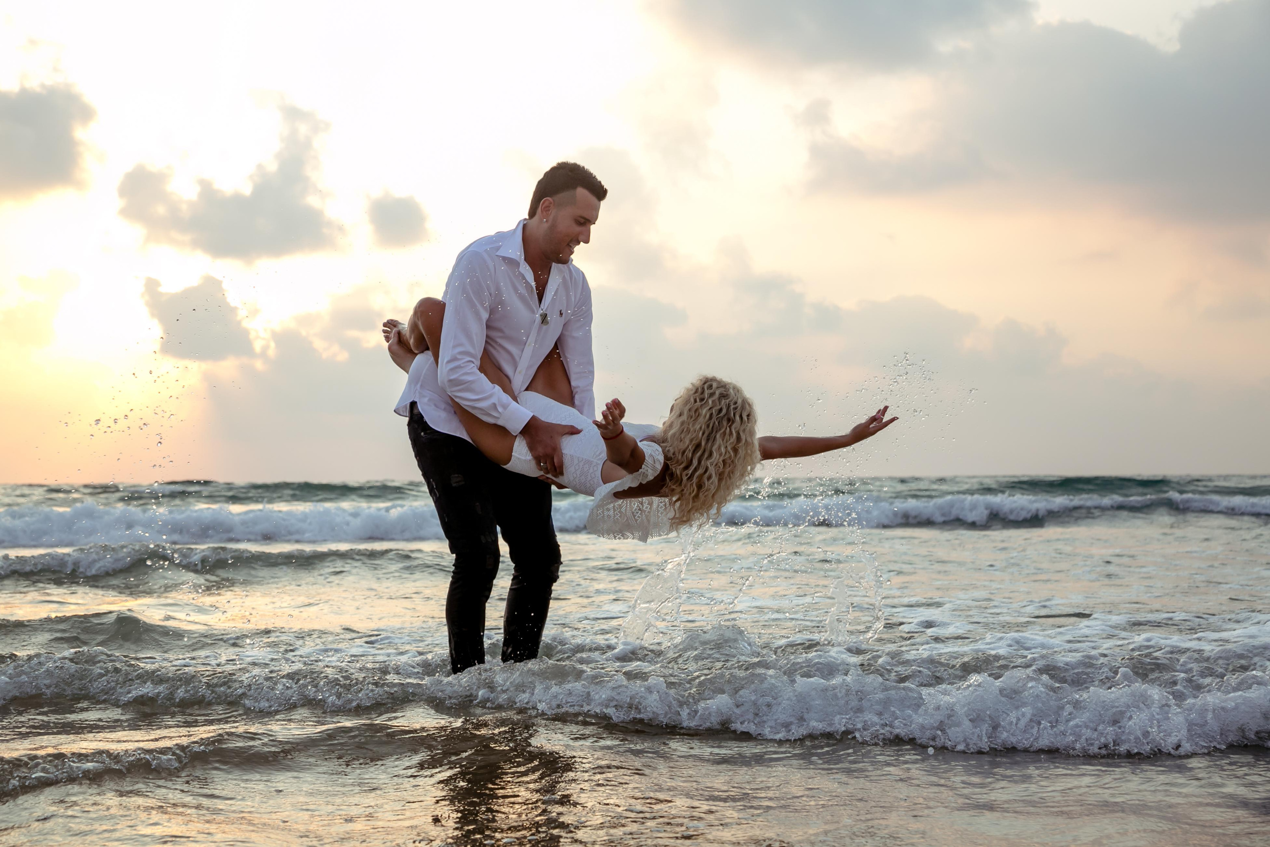 Love Story M&A. Home