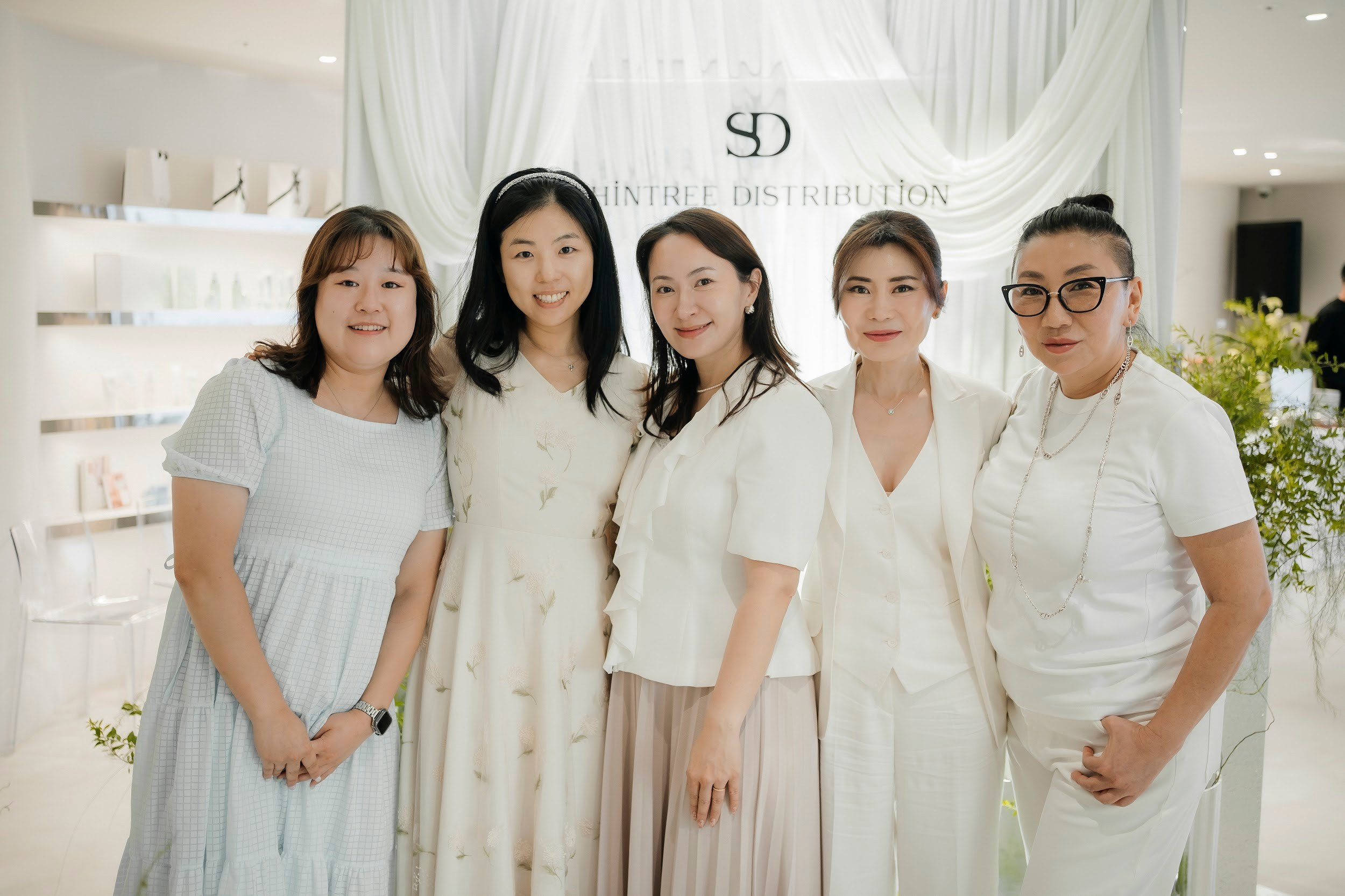 Shintree Distribution/ Grand opening/ 2026. Narnia Decor Studio