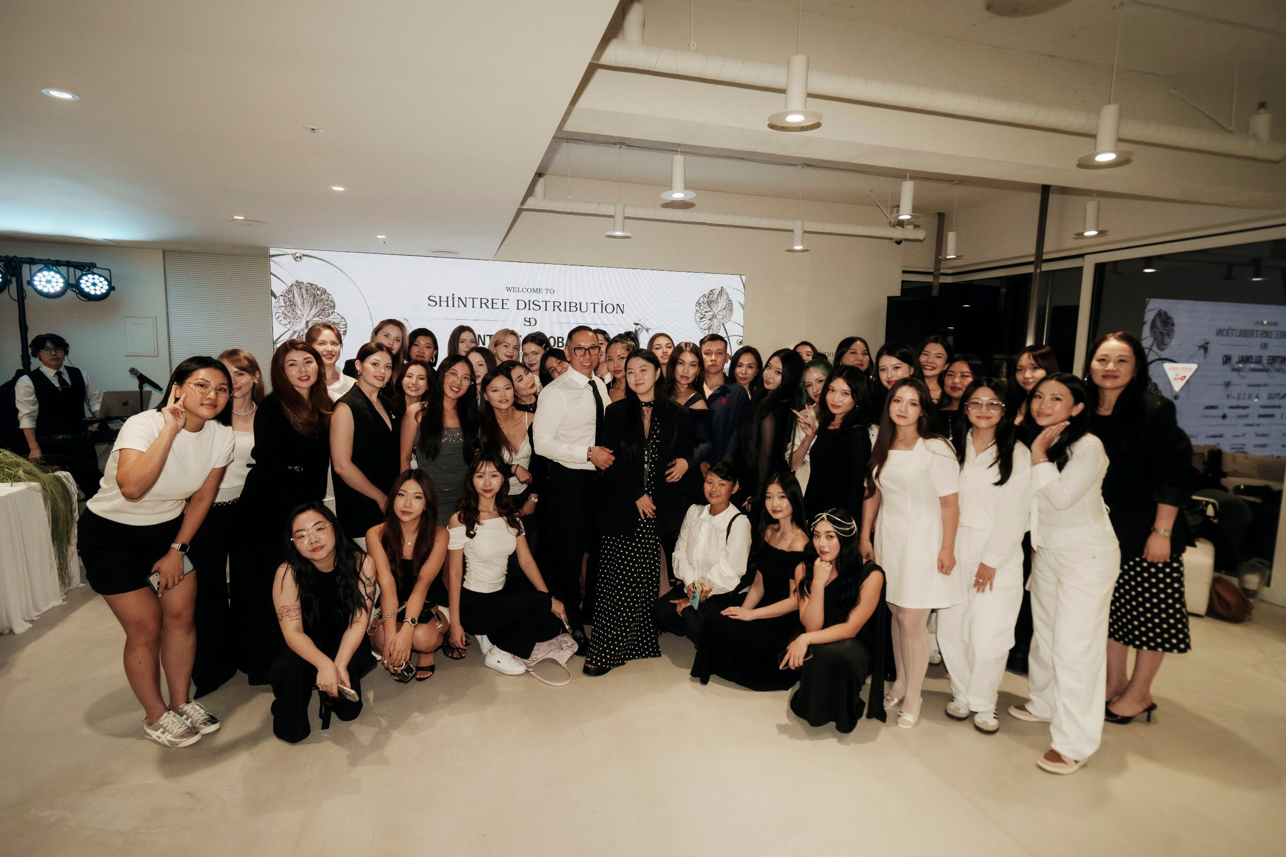 Shintree Distribution/ Influencer party/ 2026. Narnia Decor Studio