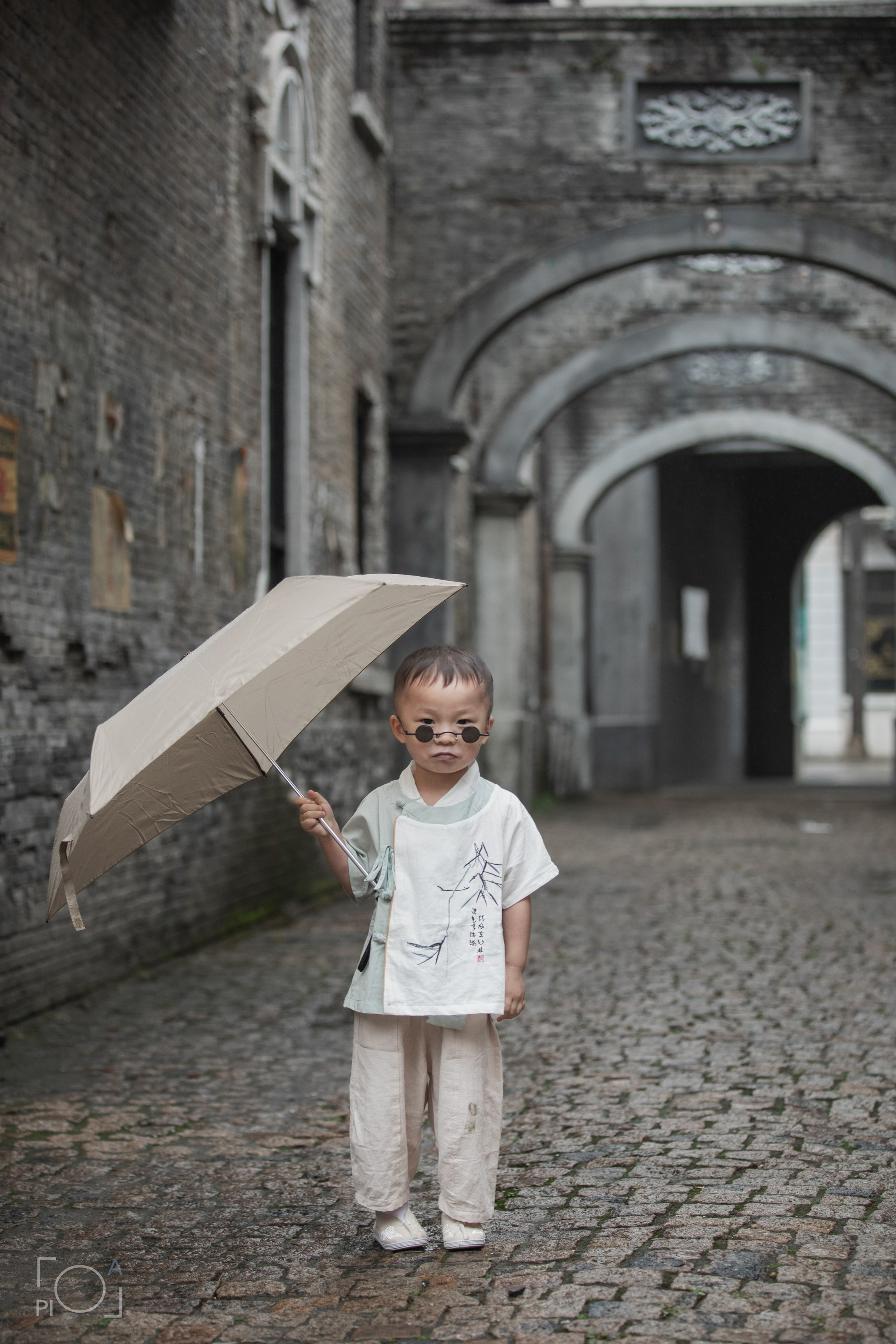 Семейная фотосессия в шанхайской киностудии. Photographer in Shanghai — Lola Pidluskaya