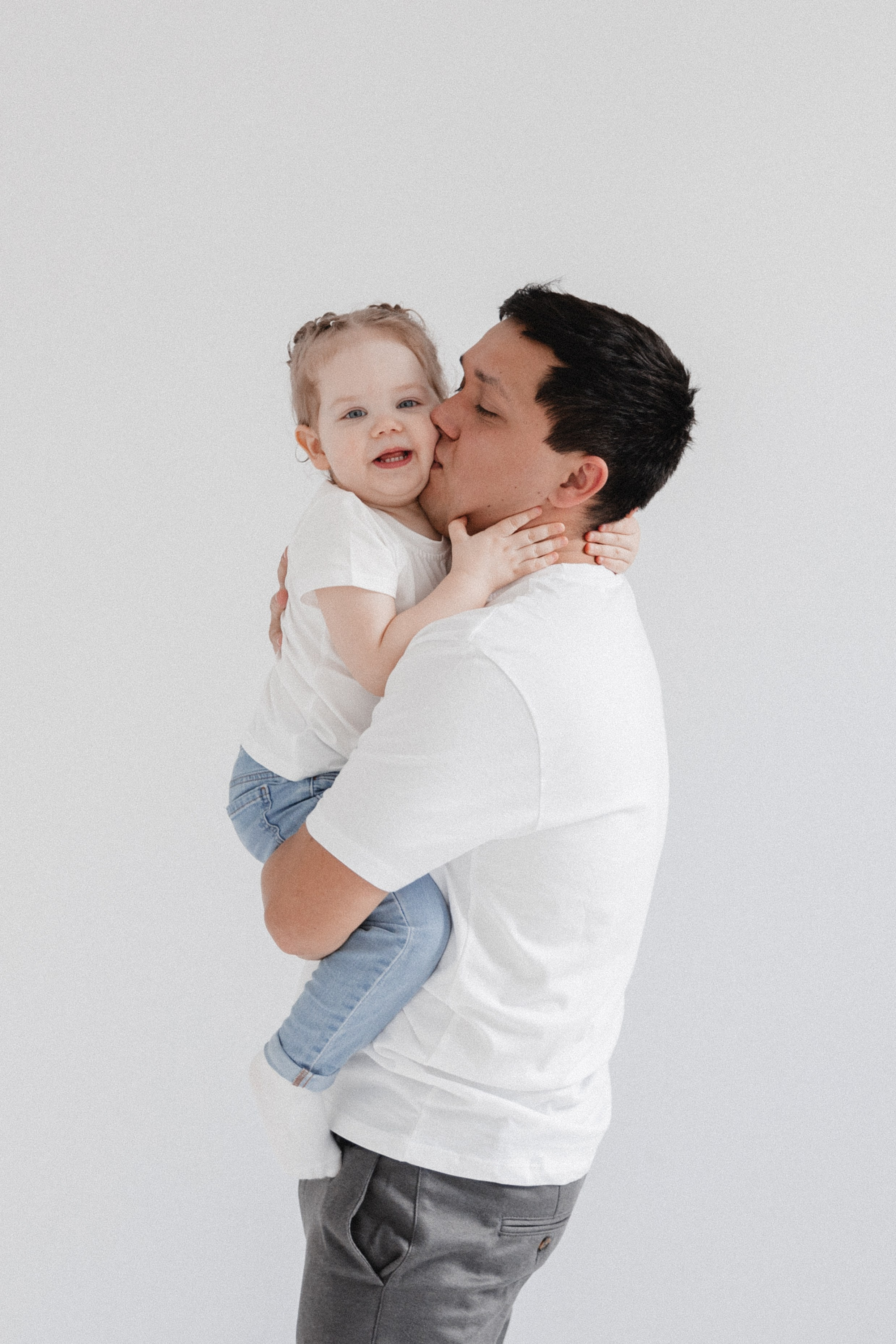 Babybauch Shooting im Fotostudio | Schwangerschaftsfotos in Bochum. Hochzeitsfotografin Bochum | Halyna Reiche Fotografie NRW