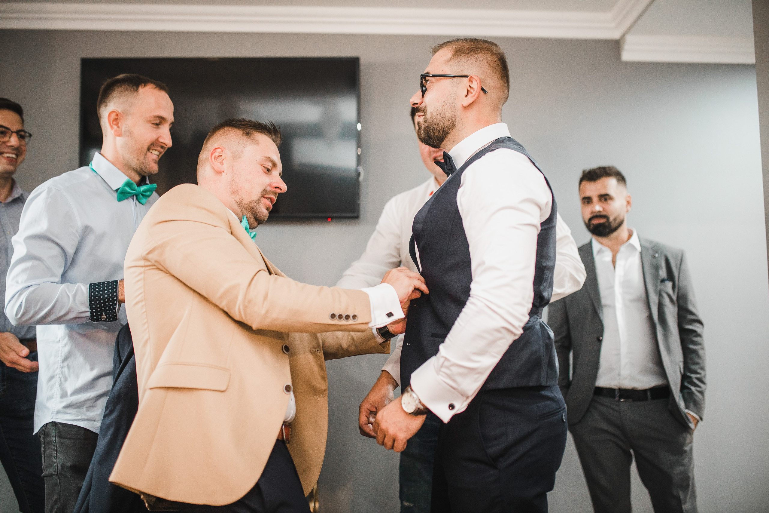 Alexandra & Florin. Vlad Aconstantinesei Photographer