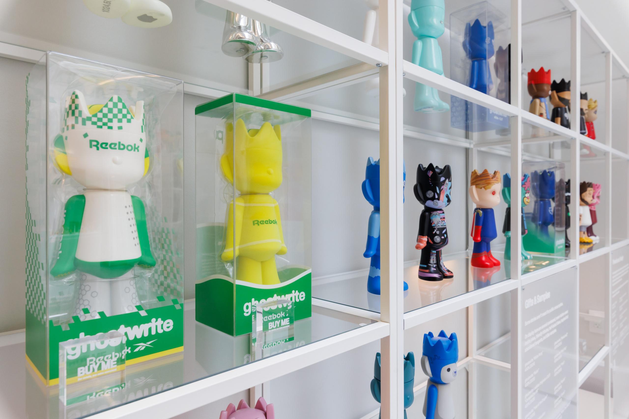 Ghostwrite. Photographer in New York City