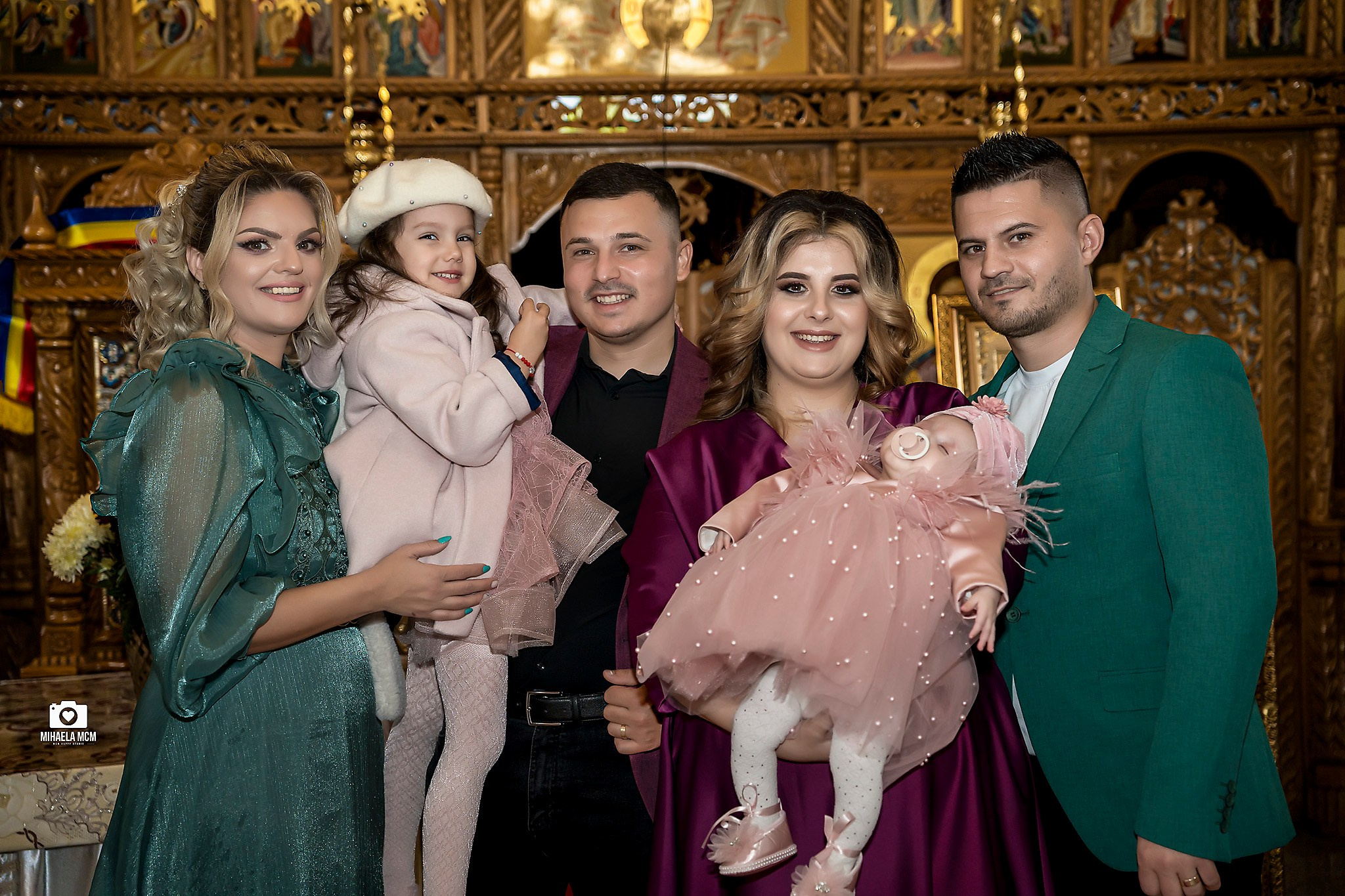 Fotograf botez Constanta, Servicii foto video botez. MCM Happy Studio – Fotograf & Videograf Evenimente | Nuntă & Botez