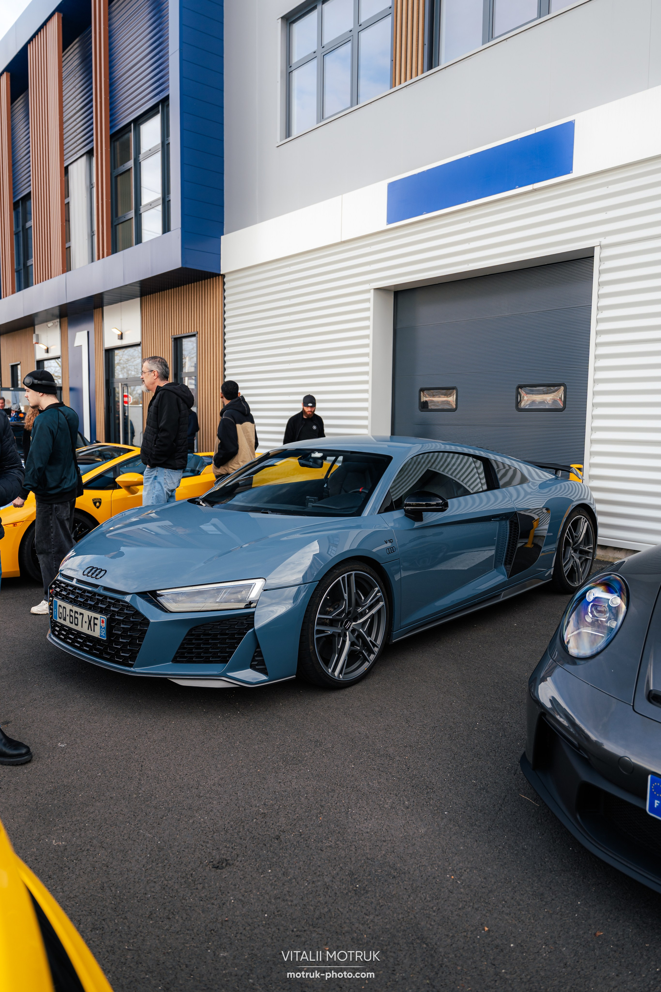 Cars and Coffee 9 mars — BEMA. Photographe de voitures à Paris — Vitalii Motruk
