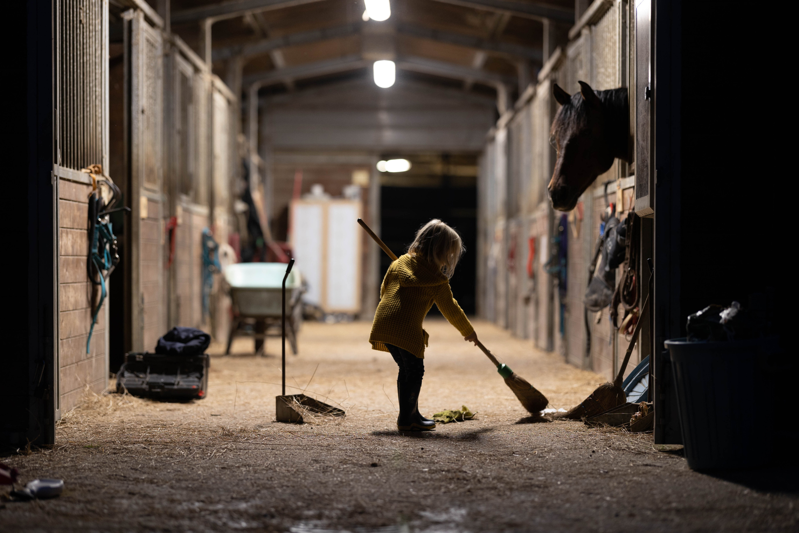 Filip and horses in Italy. Nina Janeckova Photographer and Videographer in Bodensee Ravensburg