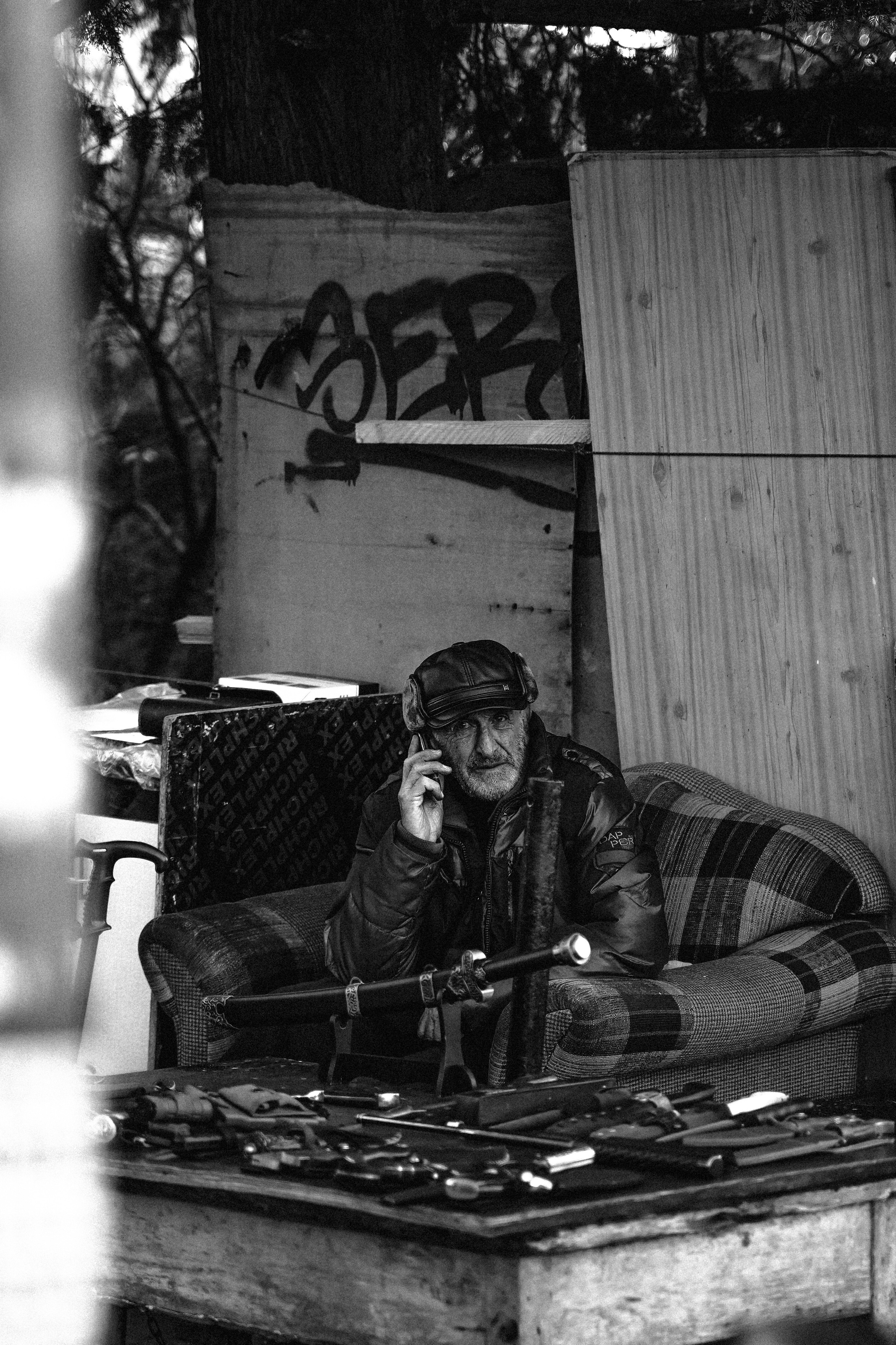 ТБИЛИСИ 2023-2024. Стрит-фотография, полная абсурда, идиотизма и красоты