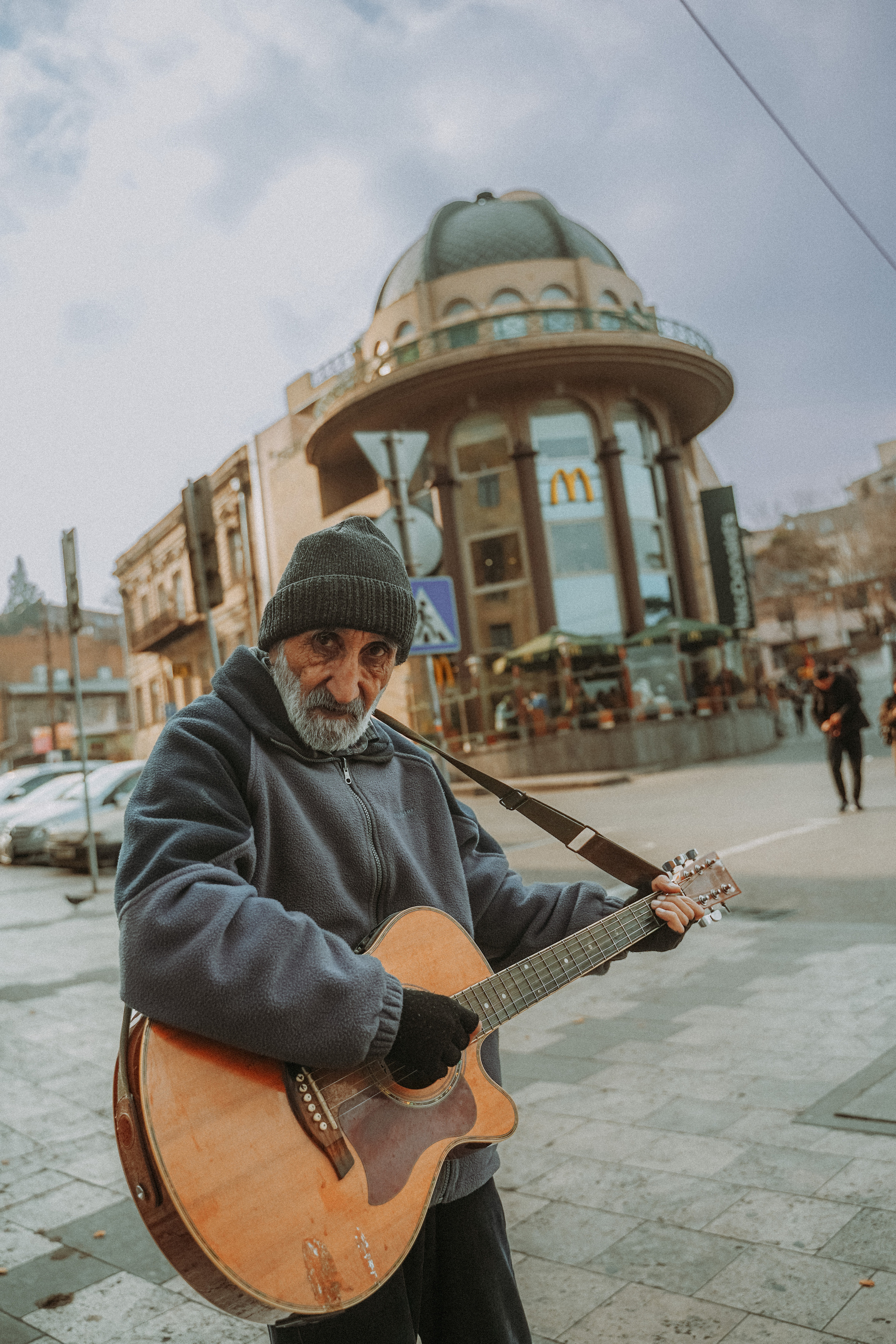 ТБИЛИСИ 2023-2024. Стрит-фотография, полная абсурда, идиотизма и красоты