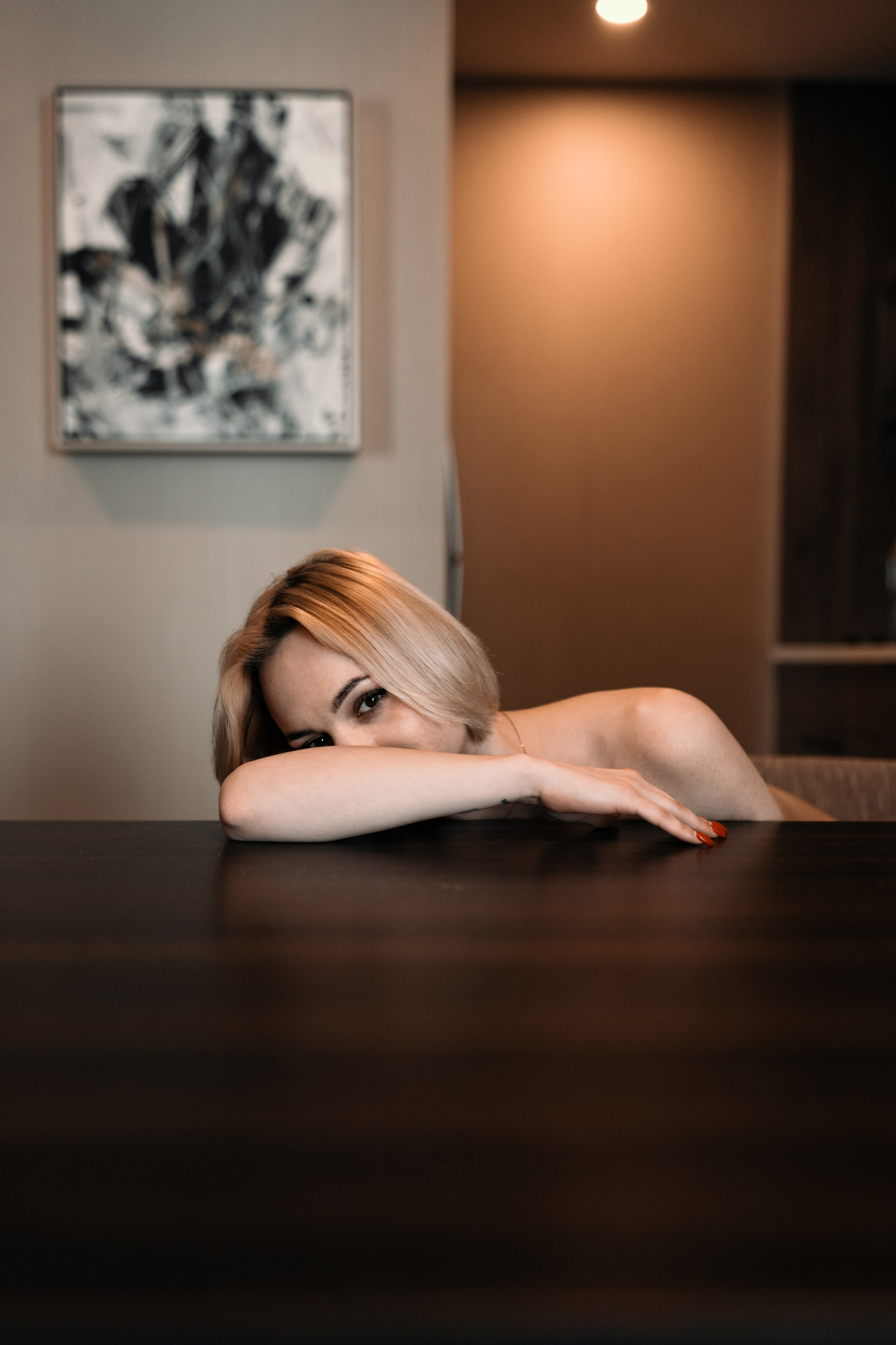 Karina. Photographe de voitures à Paris — Vitalii Motruk