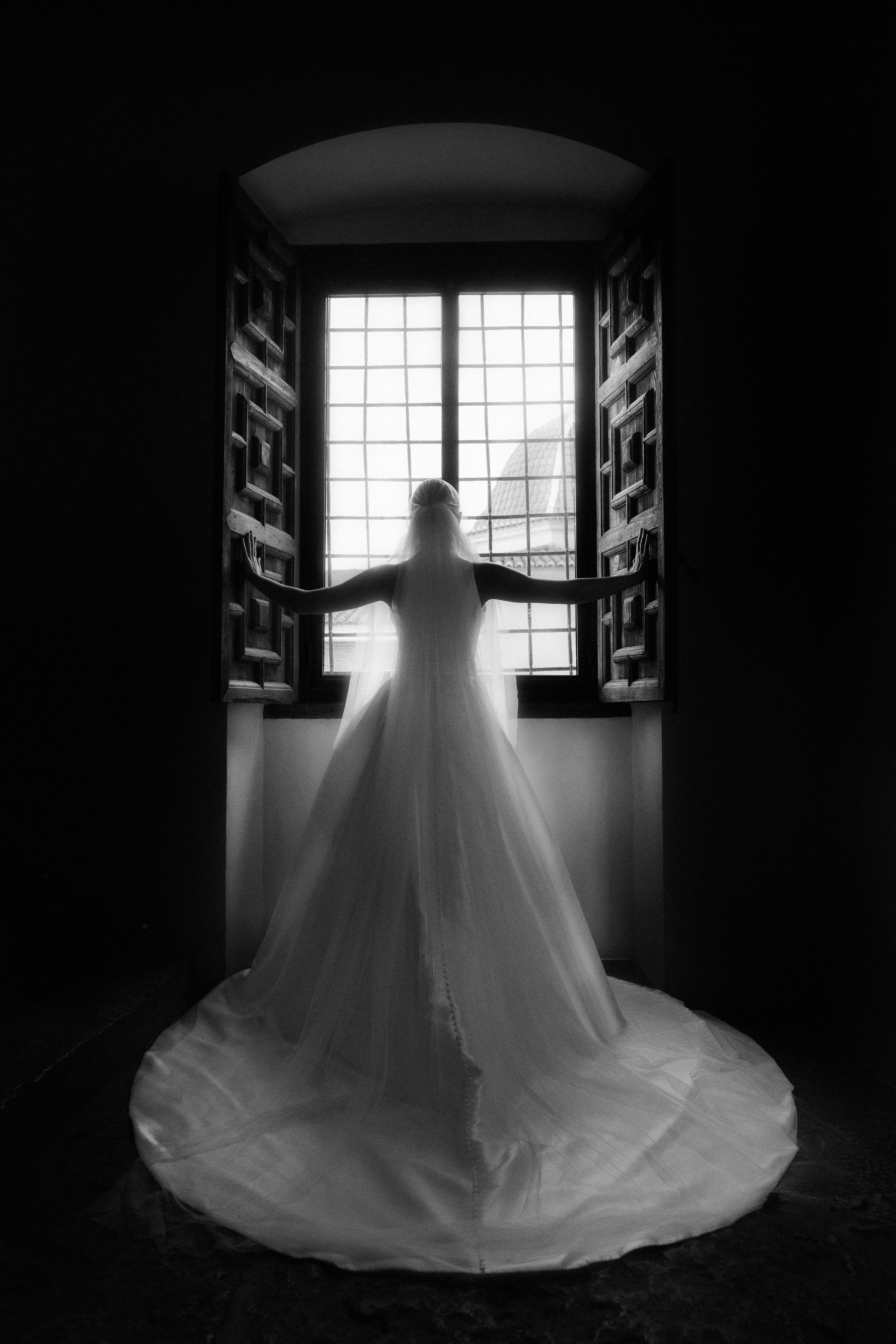 Fotografía de Bodas Elegante por Julia Gnatenko | Bodas de Destino en Valencia, Alicante, Barcelona. Julia Gnatenko — Fotógrafa en Valencia, Alicante, Barcelona, España y Europa
