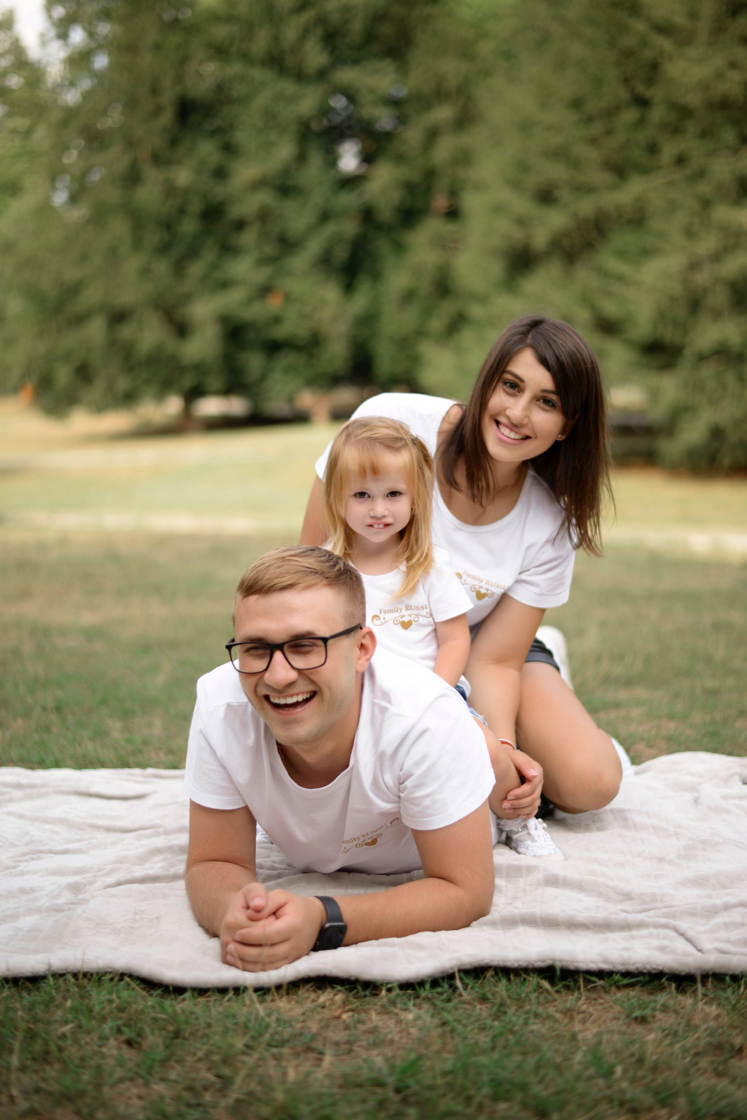 Family. Julia Kuzmovych personal and pregnancy photographer in London