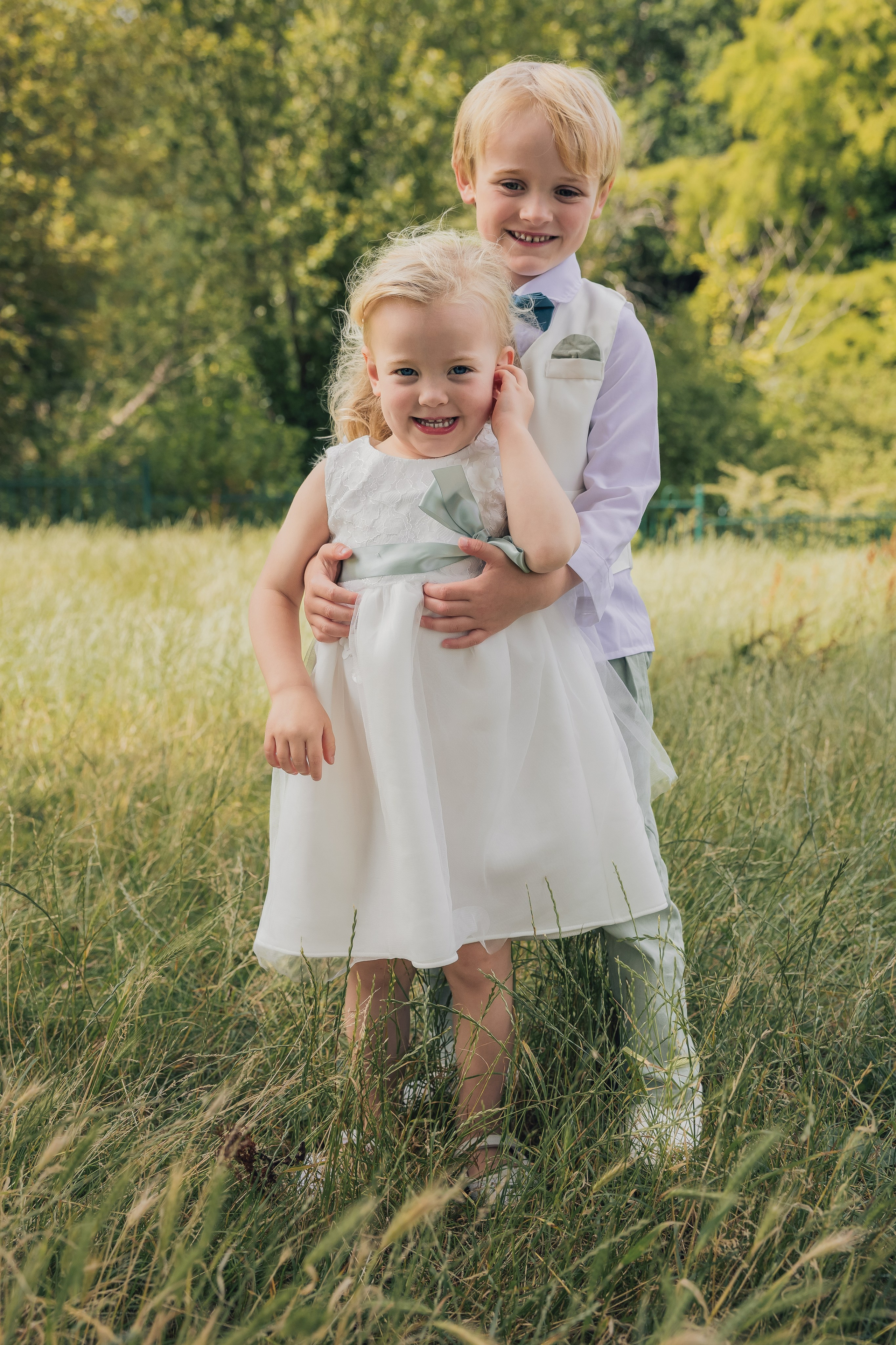 Summer Picnics. PHOTOGRAPHER IN LONDON