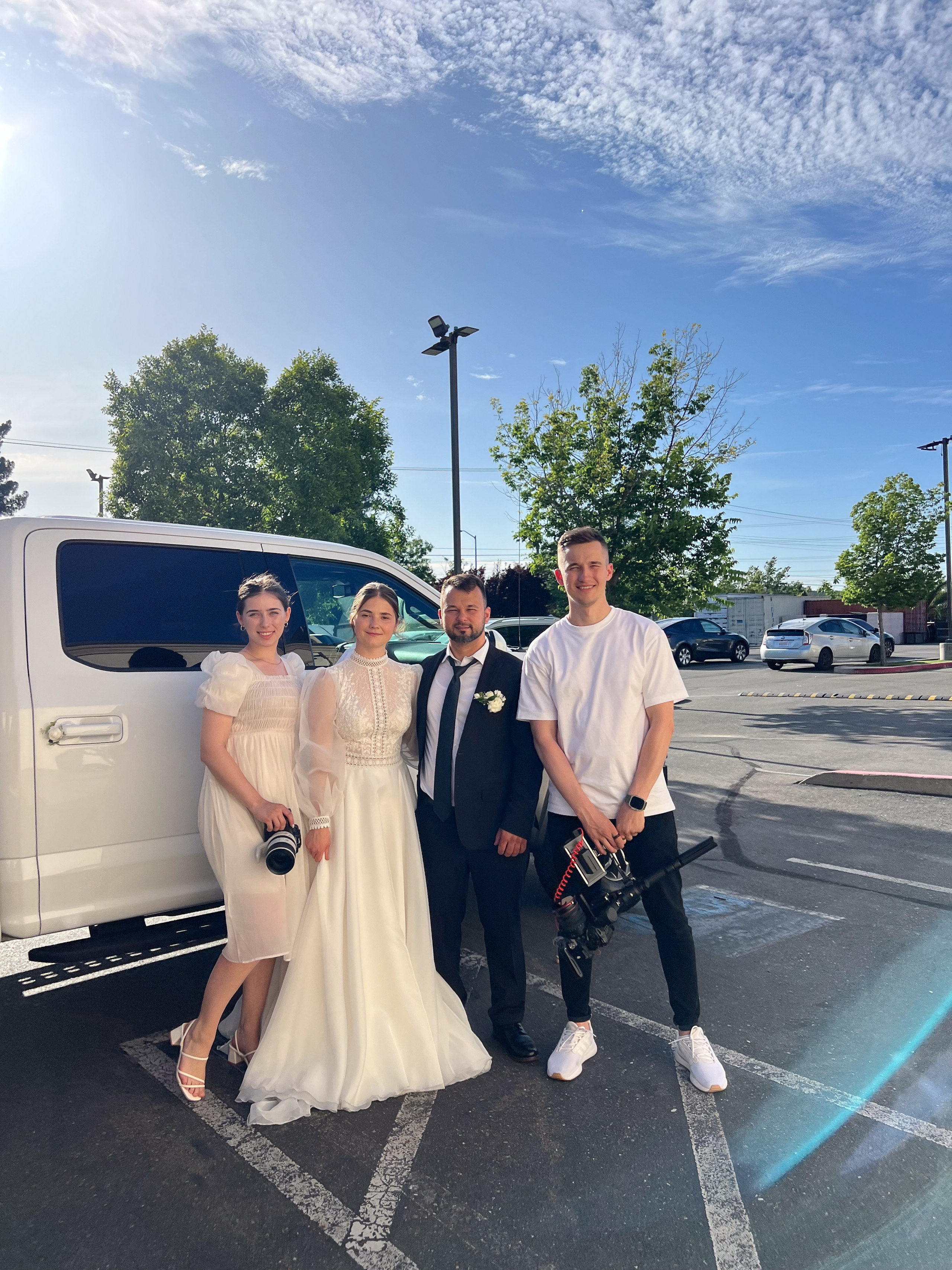 Eikanmedia | Photographer and videographer capturing weddings, families, engagements, pregnancy & newborns | Vancouver, WA | USA