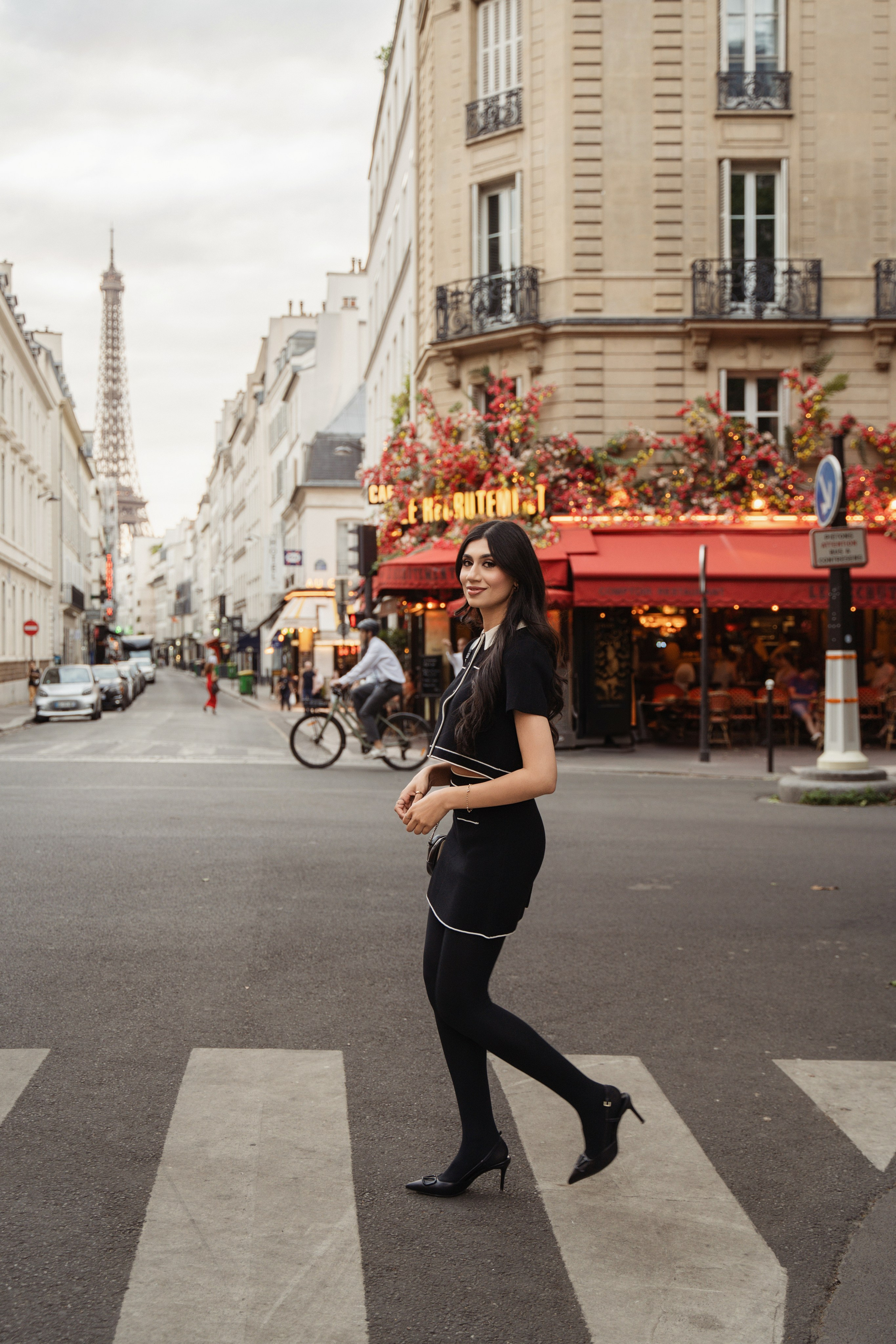 Naila (4 hours). Photographer in Paris|Solo and groups, portraits & content, couples photo-shoot in Paris at the best locations