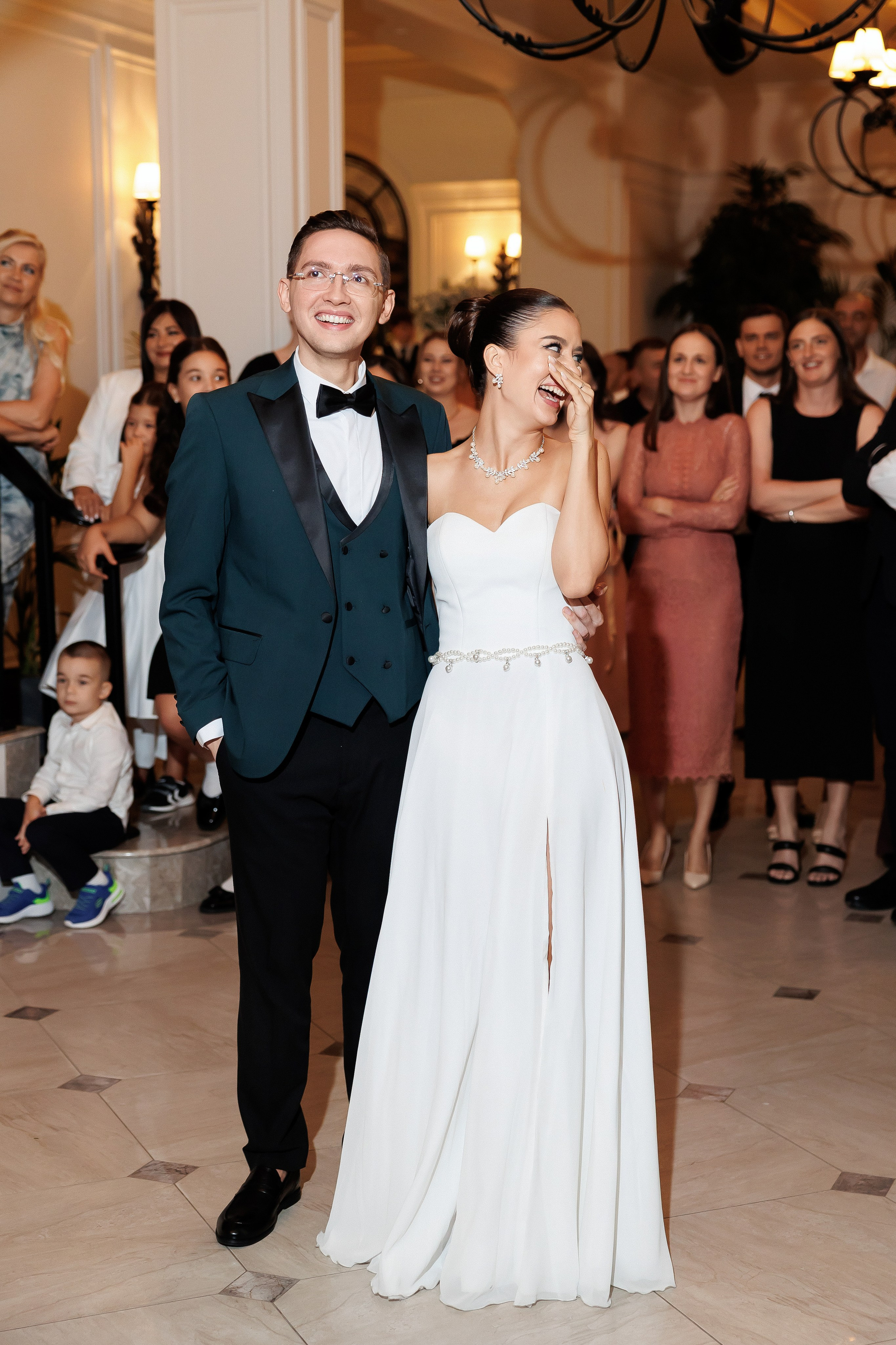 Serghei & Erica — Queen Residence. Servicii Foto și Video 067188353