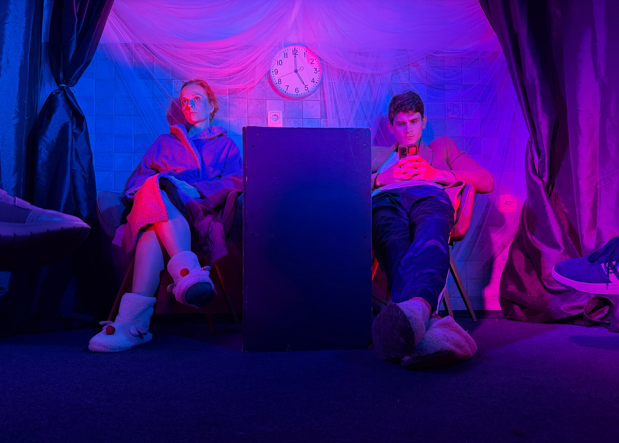 Фоторепортаж вистави у Будві. Портретний фотограф Альона Новгородцева