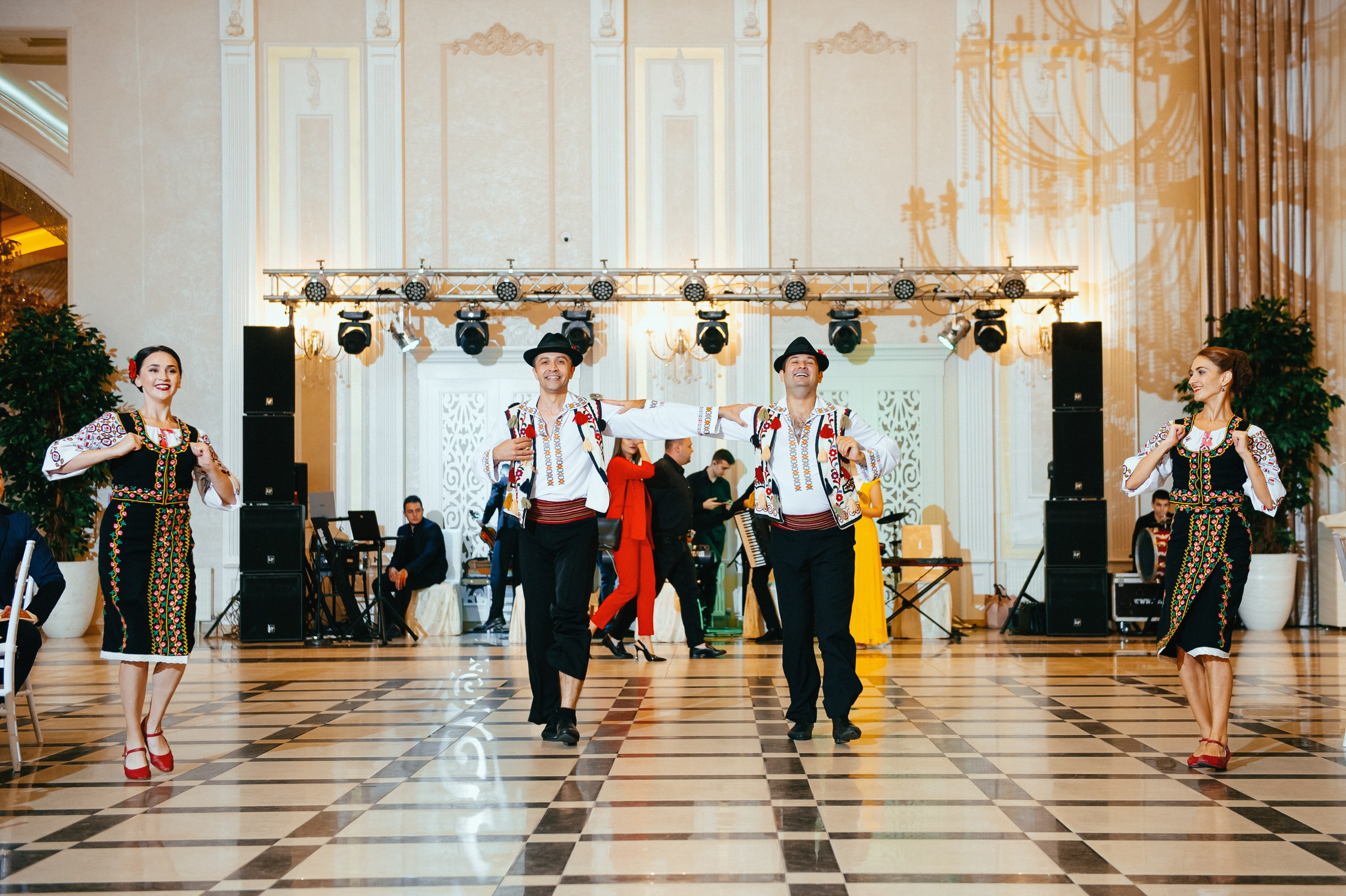 Ana & Victor. Fotograf de familie și evenimente