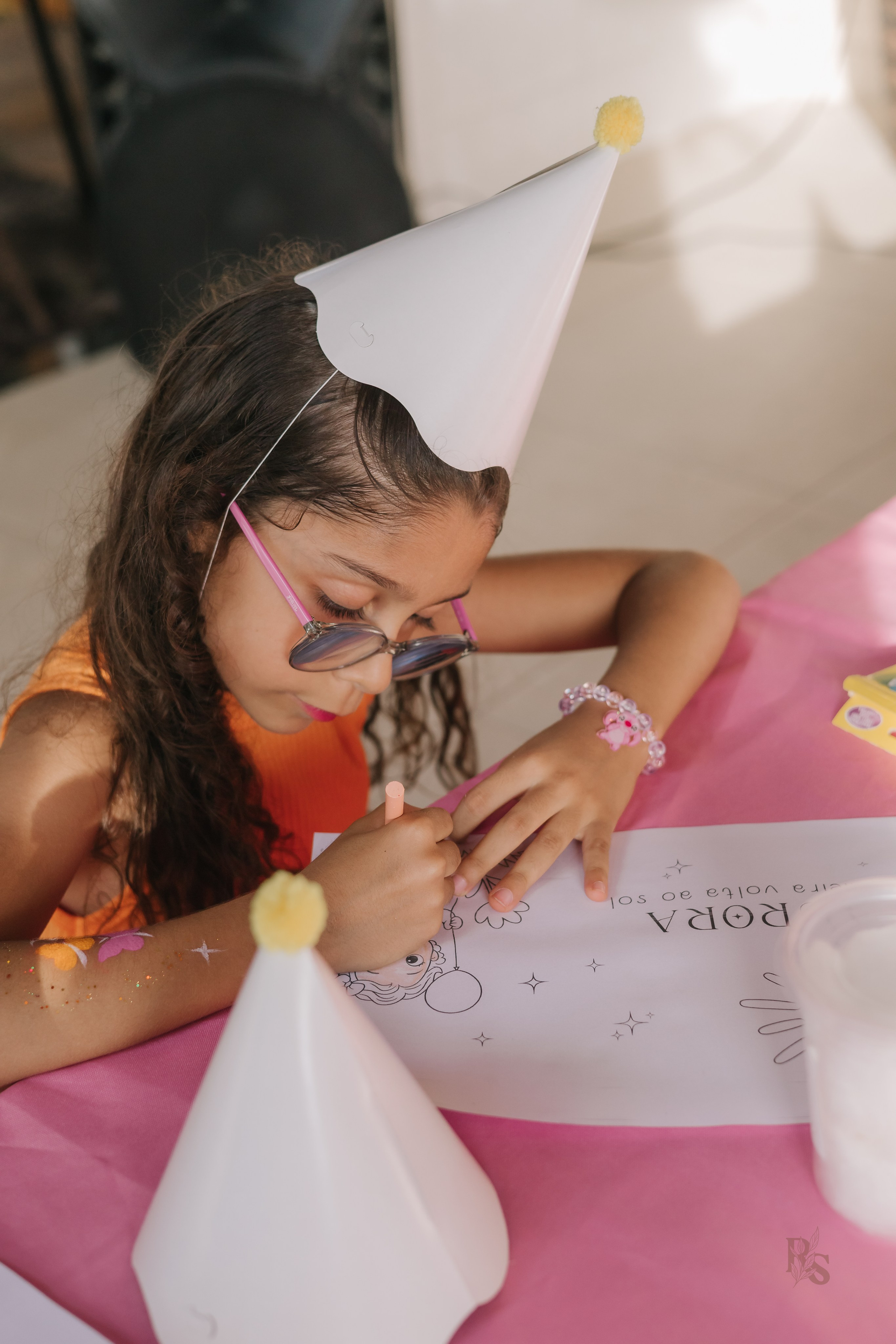 Aurora — 1 ano. Fotógrafo Richard Silvestre — Casamentos na Bahia