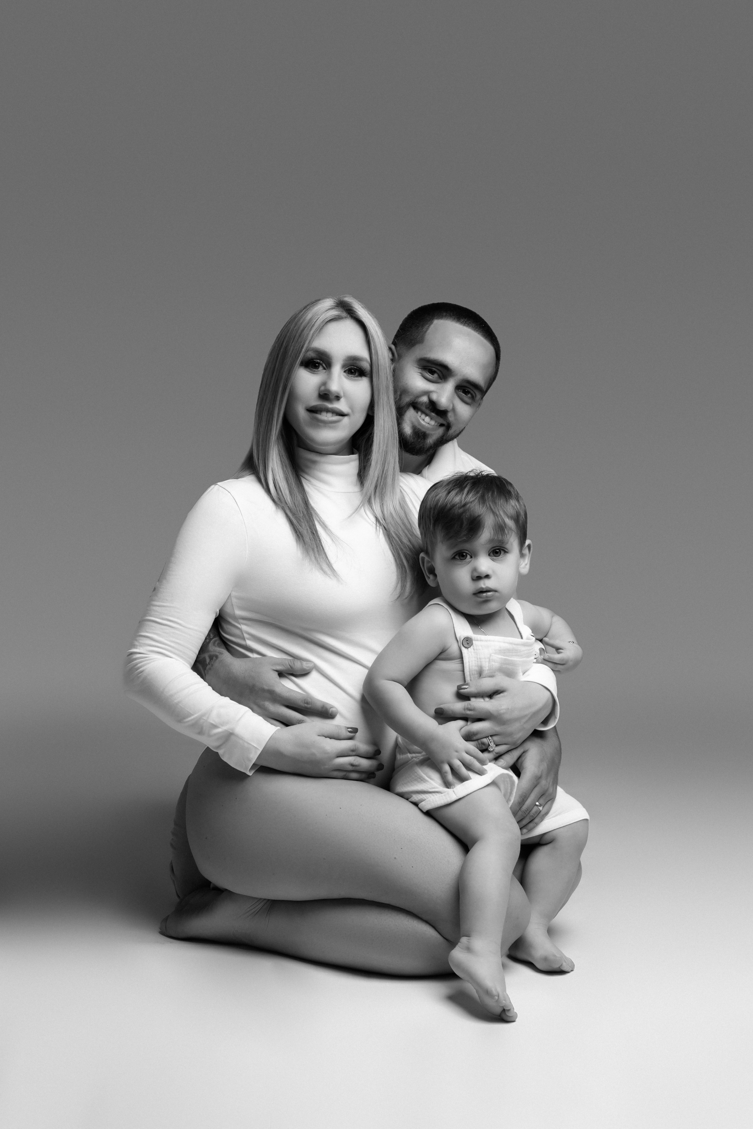 Maternity Family Photo Session. Maternity Photographer Miami Kate Rehmus Photography