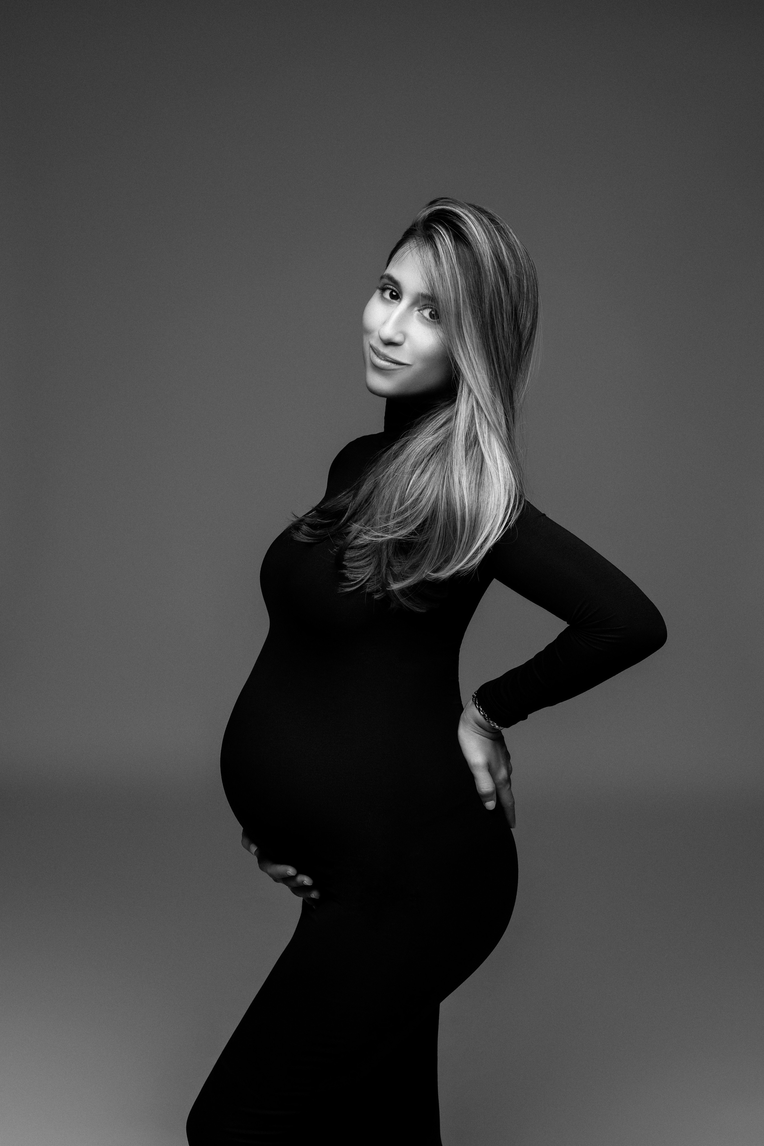 Maternity Photo Session Sneak Peek Alexis. Maternity Photographer Miami Kate Rehmus Photography