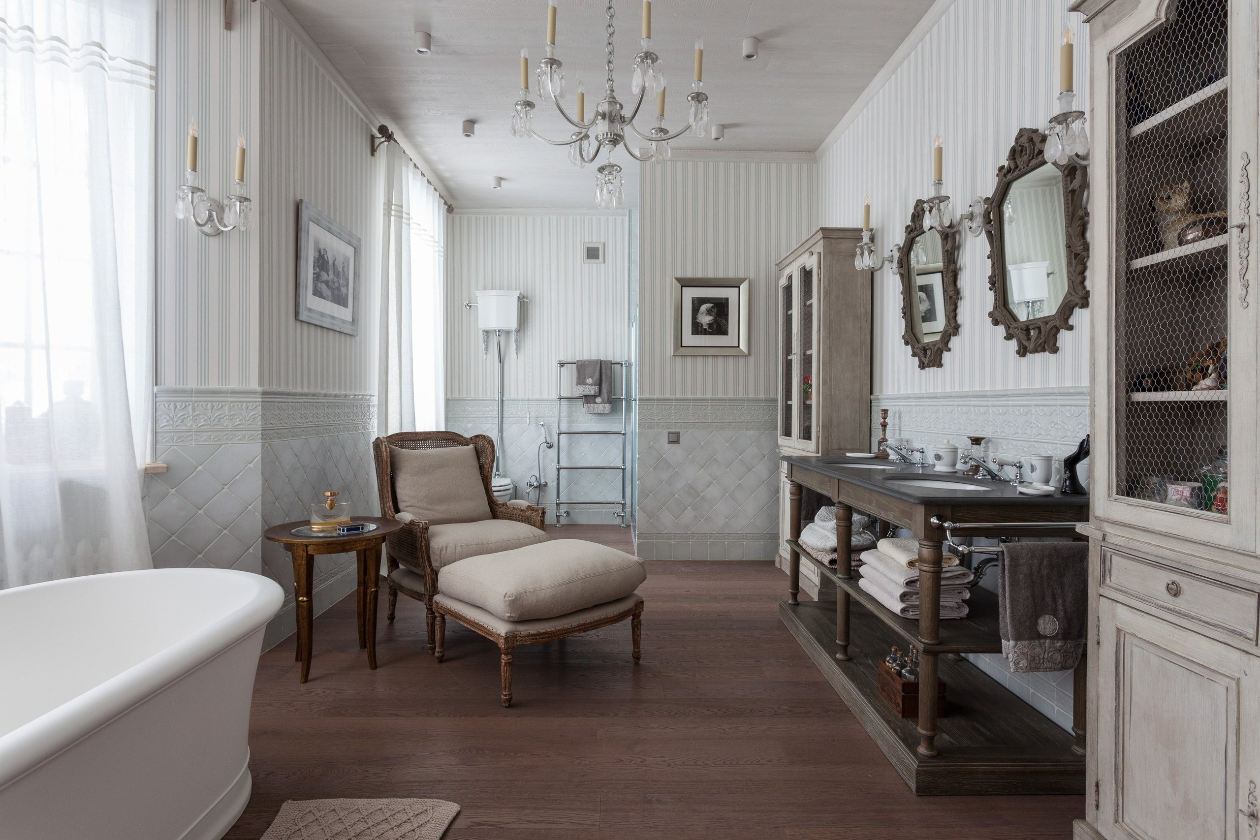 Provence style bathroom interior - photographer Andrey Dunin