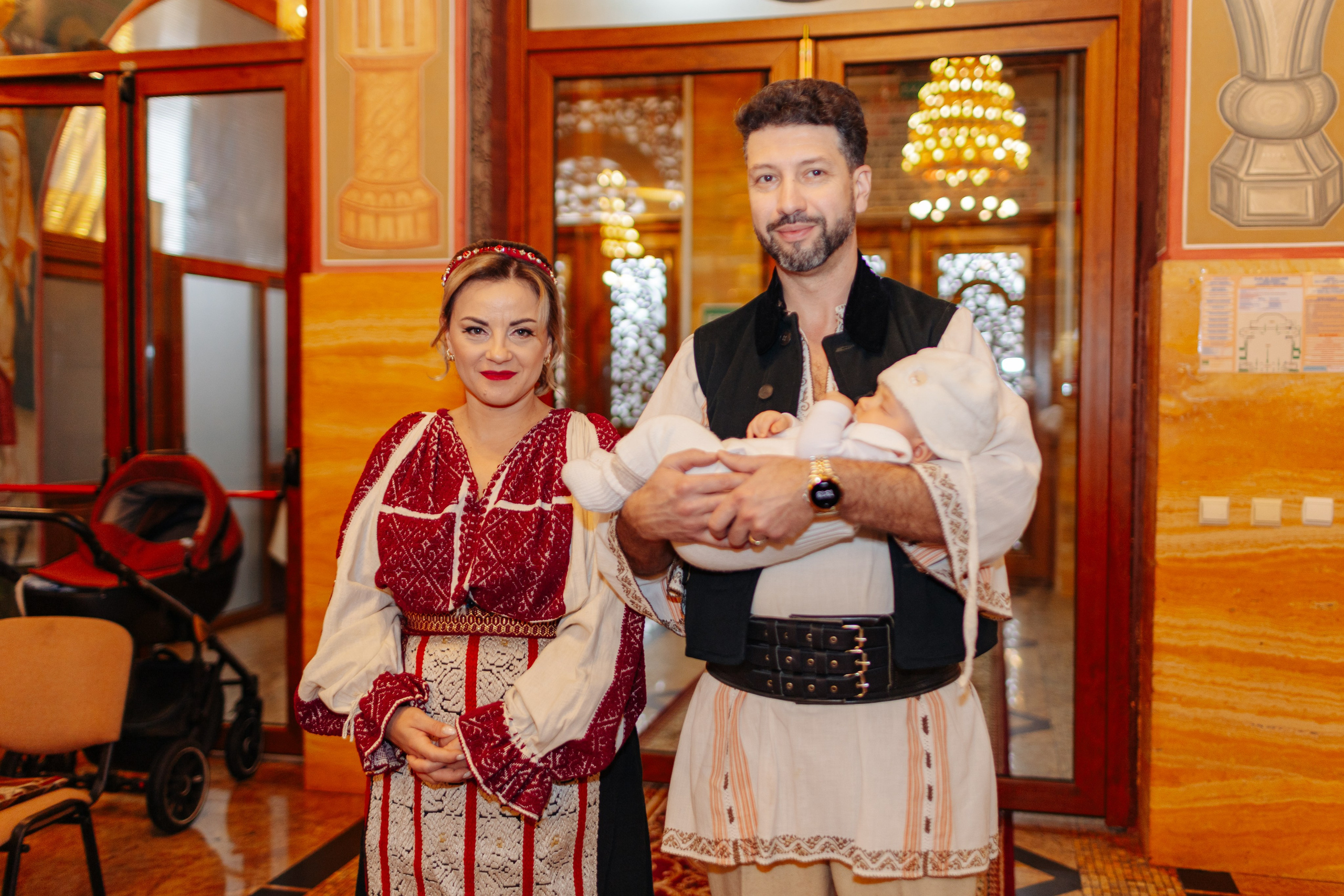 Botezul micuțului Matteo. Cristina Andronache fotograf Brașov fotograf de familie fotograf de nunta Brașov