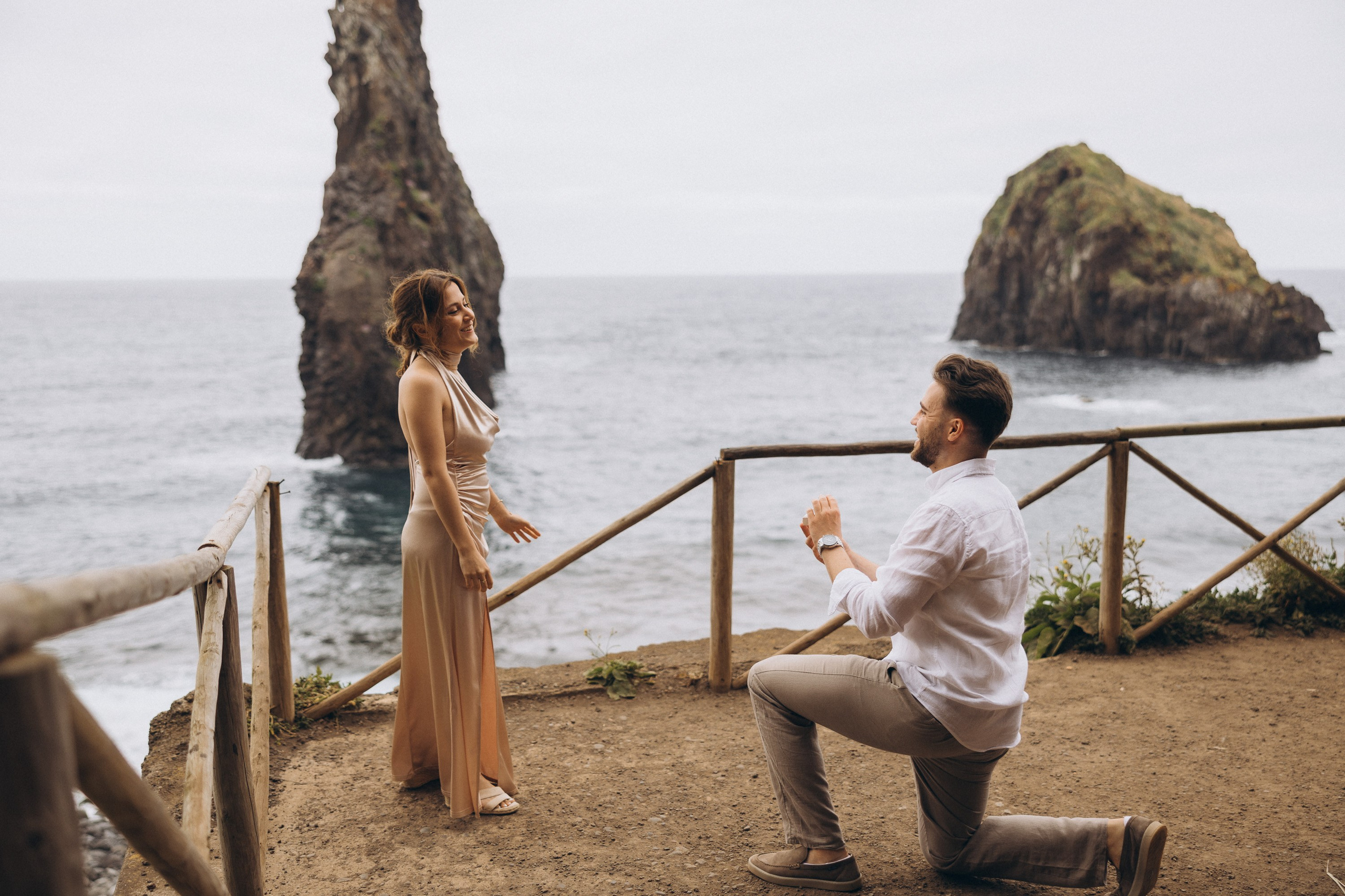 Romantic surprise proposal in Ribeira da Janela, Madeira – couple photography on the cliffs by the ocean
