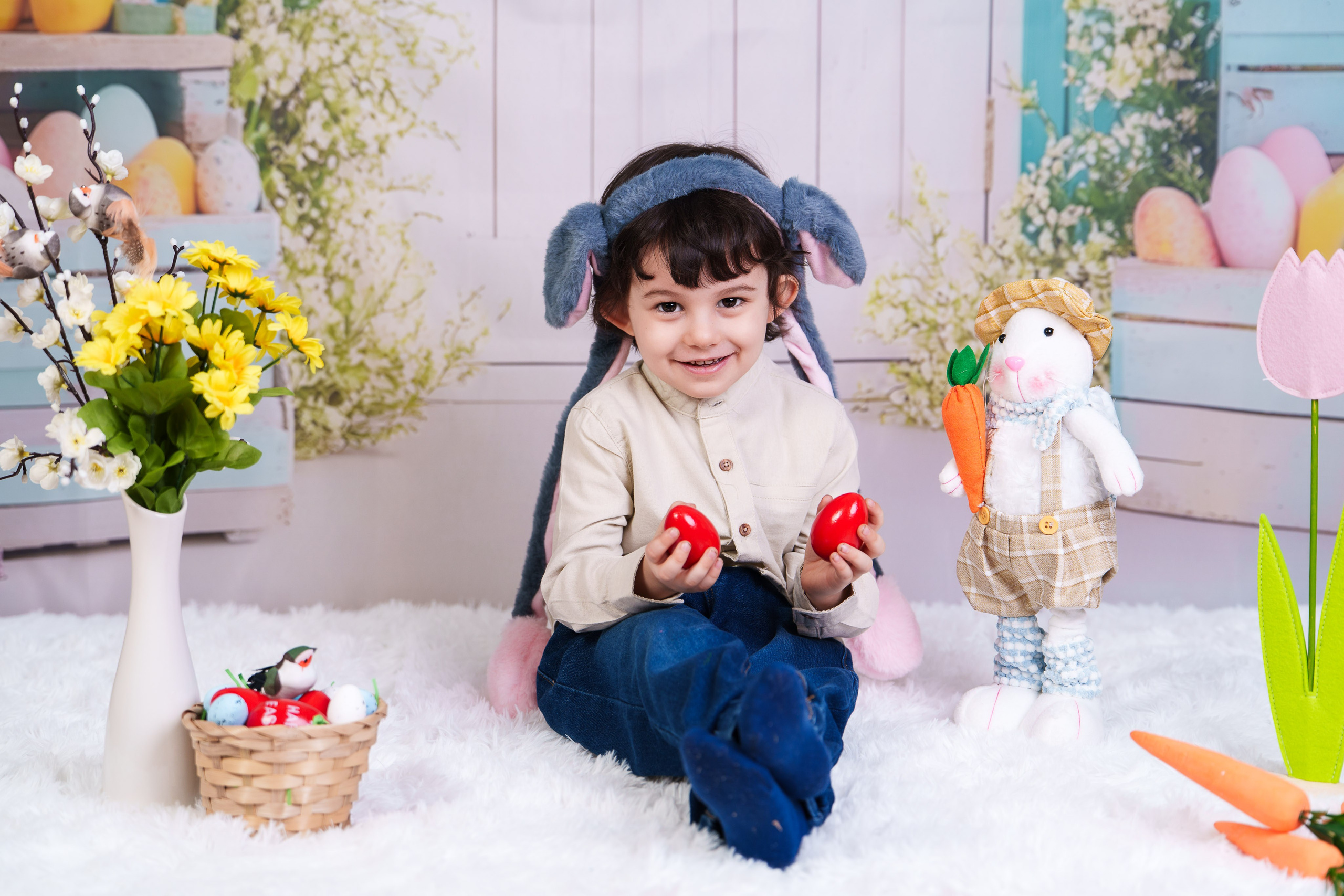 Sedinta foto Paste - Gradinita Miniterra. Liviu Andrei - Fotograf