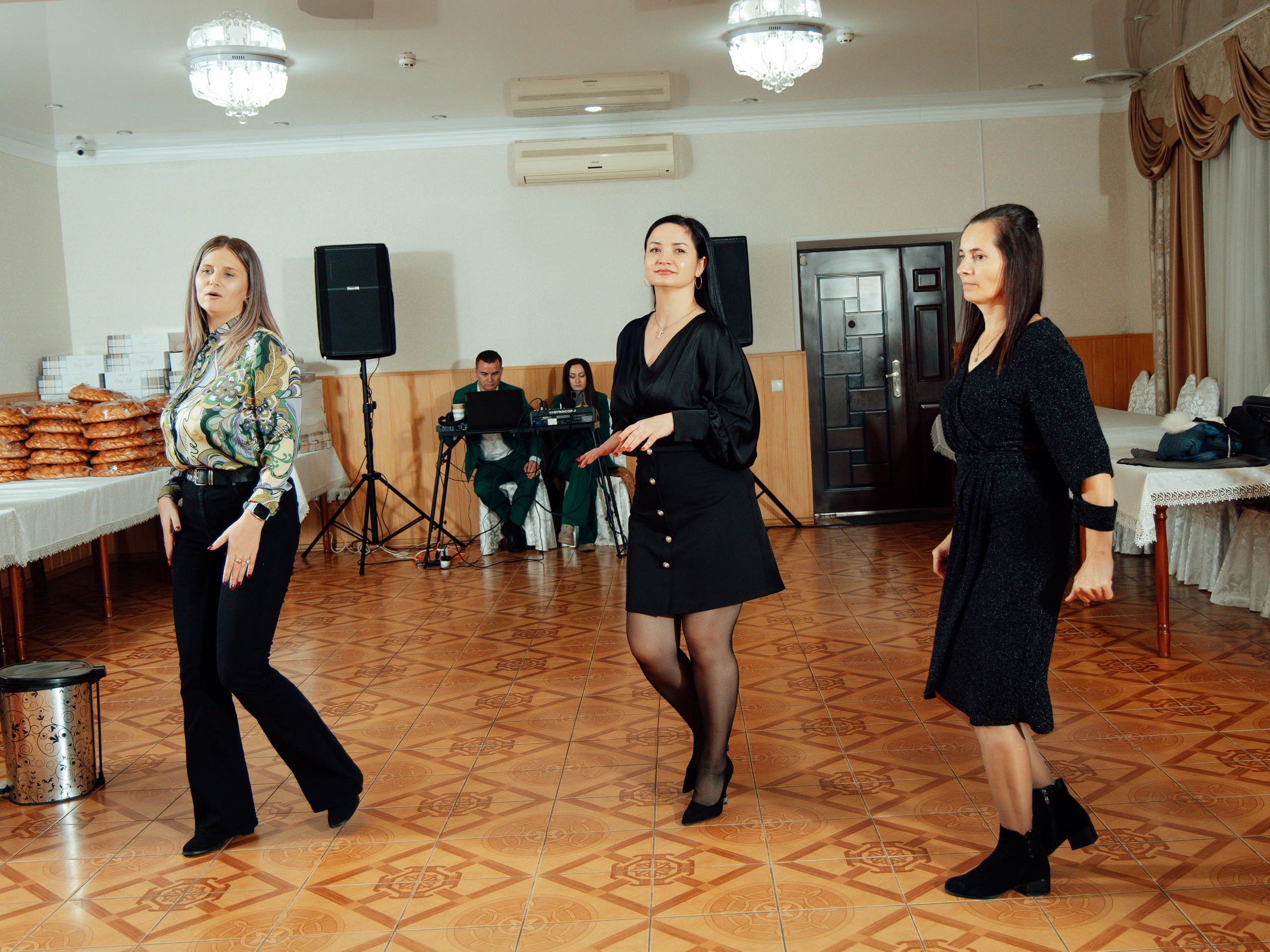 Cumetrie. Свадебный Фотограф, Детский и семейый Фотограф Молдова