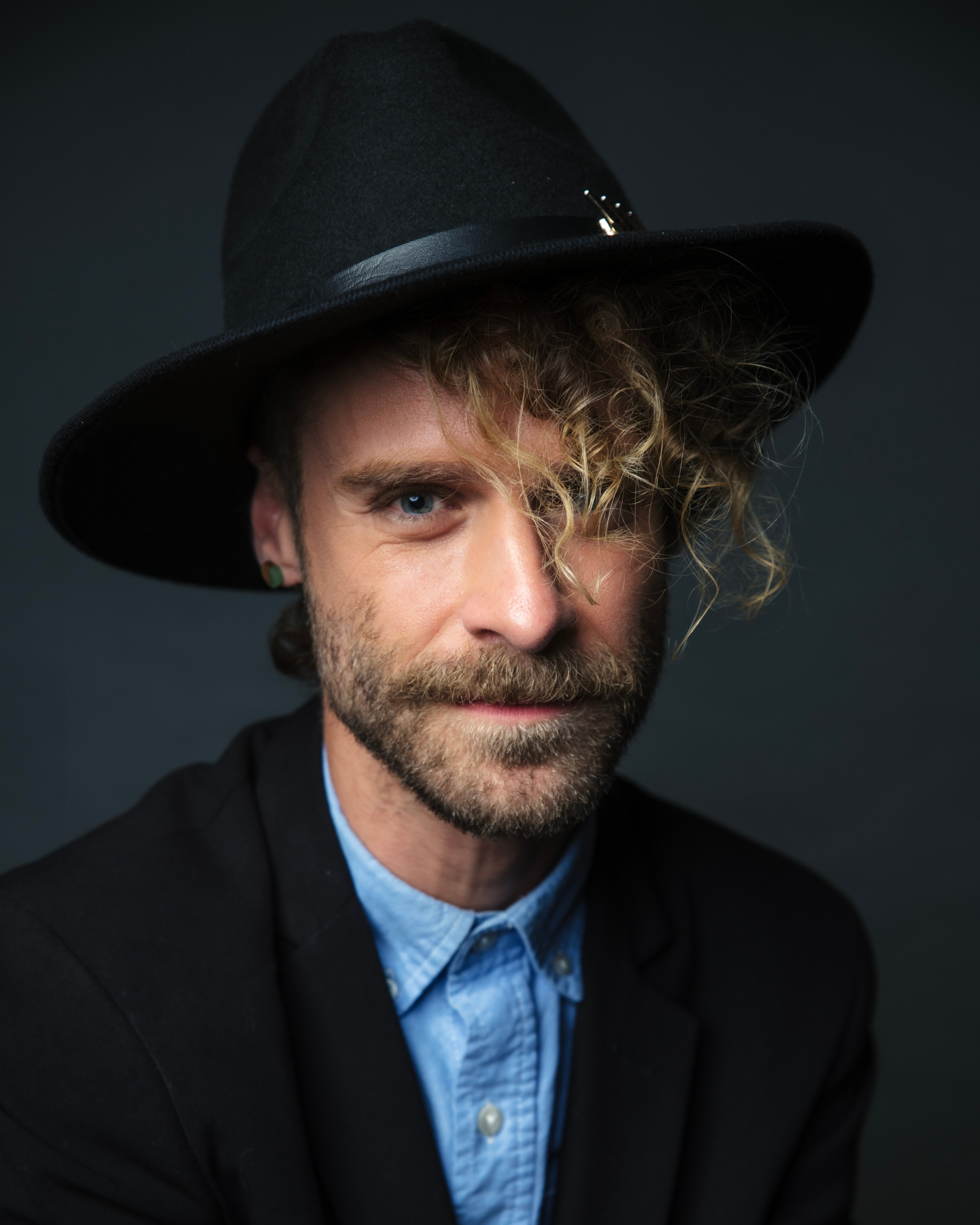 PEDRO. Anastasiia Antoniuk portrait, family and couple photographer, Portugal