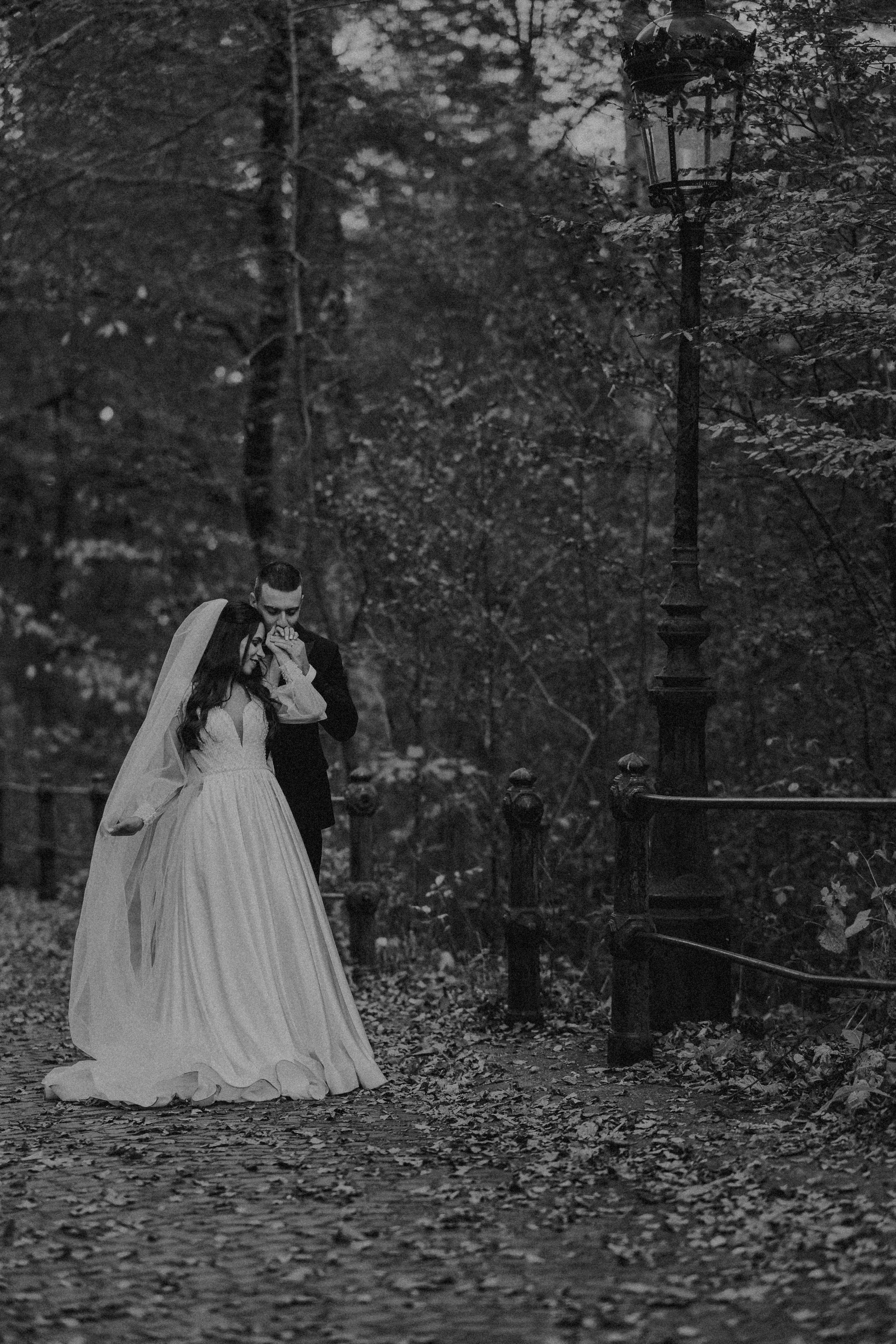 Trash the Dress- Andra & Andrei. Events photographer Paul Dafina
