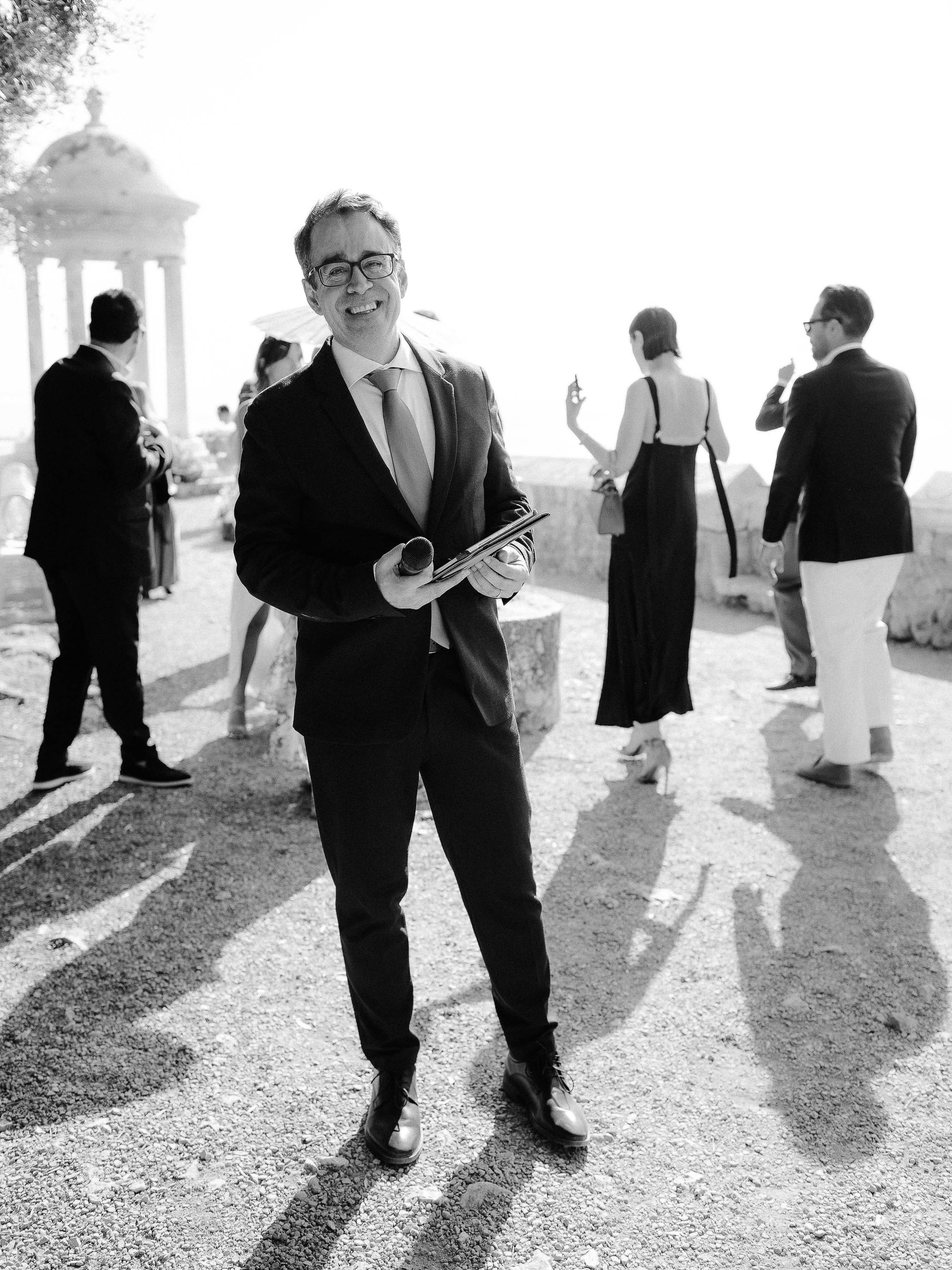 Wedding Ceremony in Finca Son Marroig. Wedding Celebrant in Mallorca Iban Collin