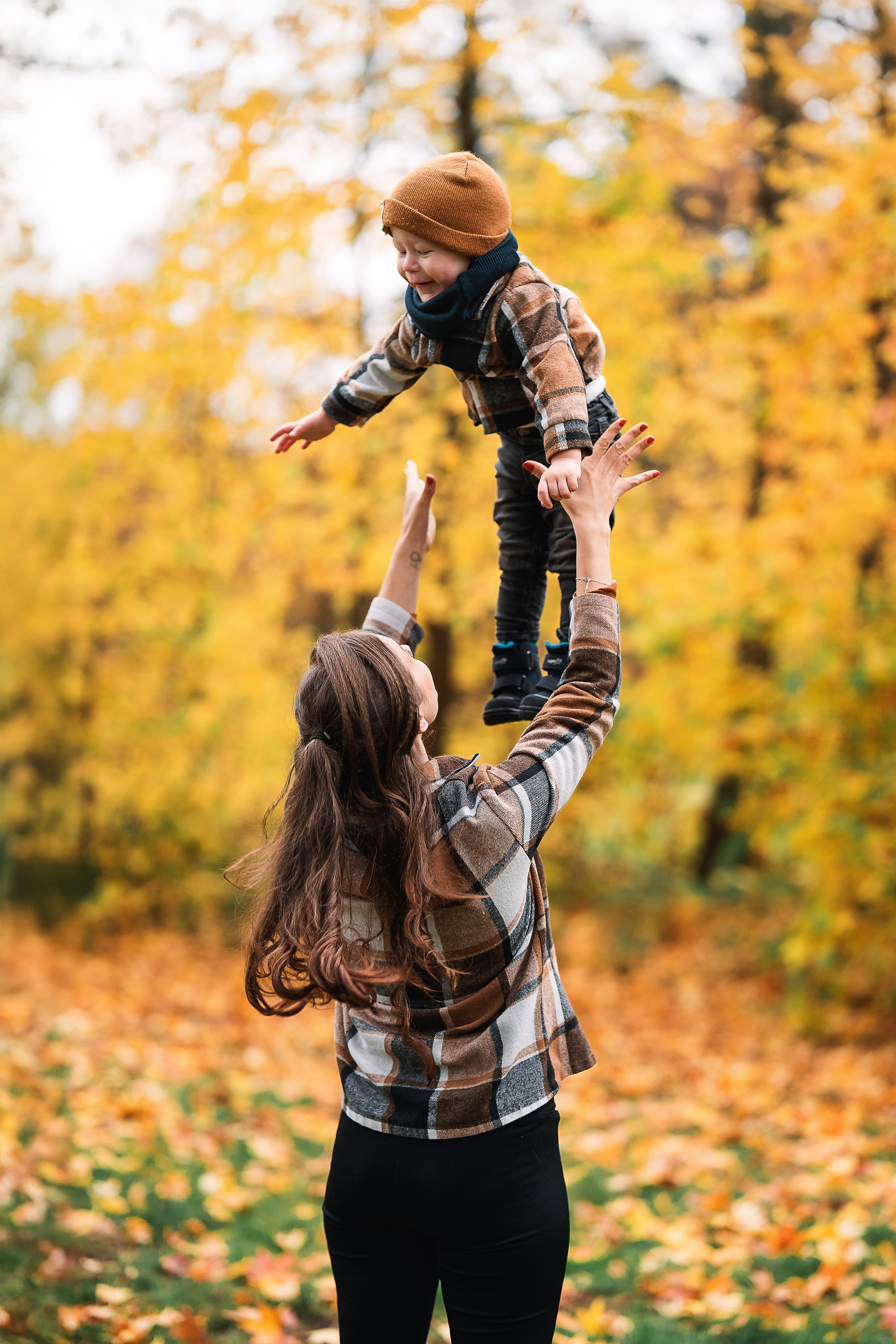 Beautiful autumn days. Family, conceptual women portrait photograher in Geneva, Switzerland