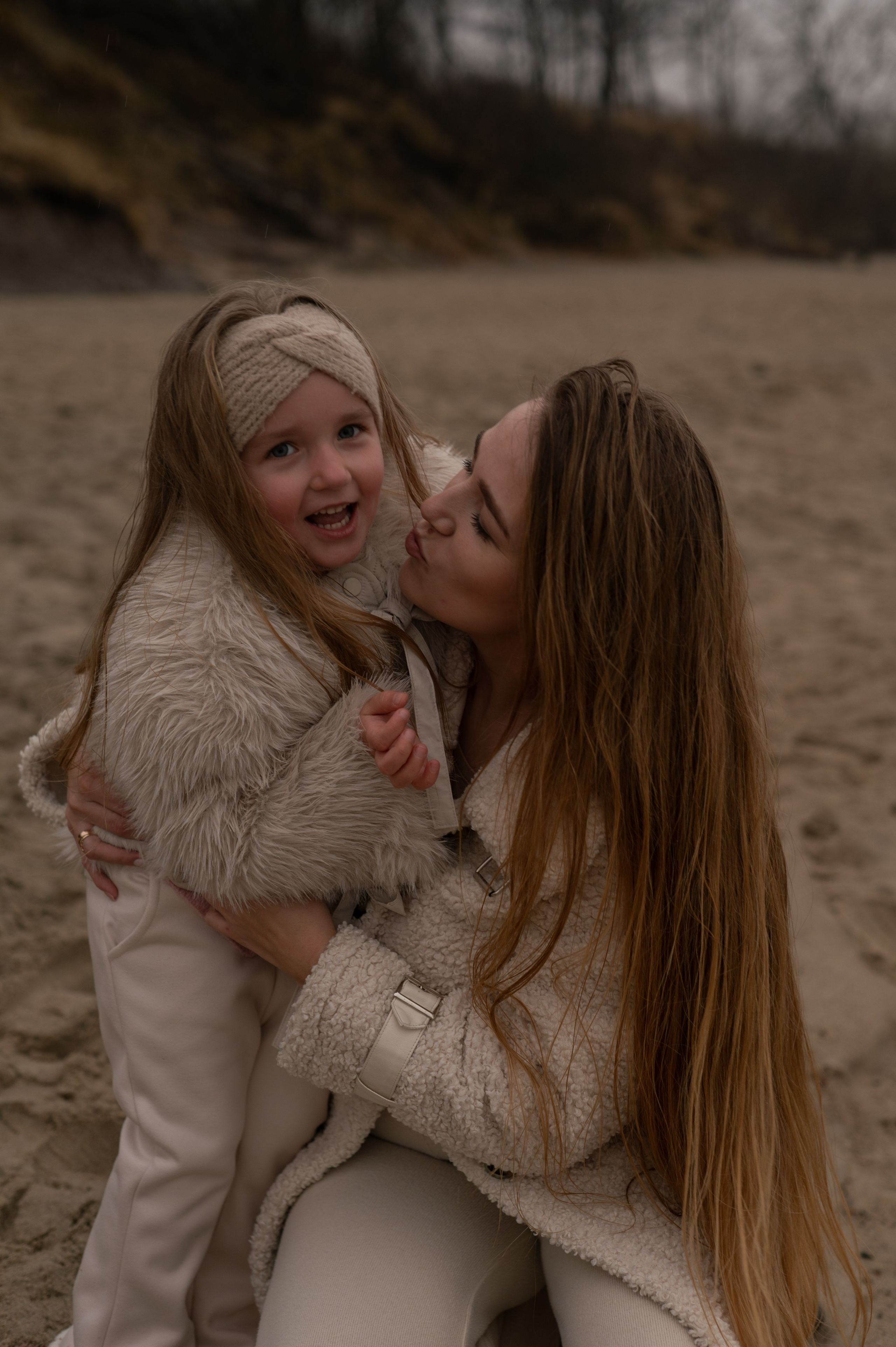 Семейная фотосессия мама и дети Калининград Зеленоградск. Фотограф в Калининграде Анна Пошкус