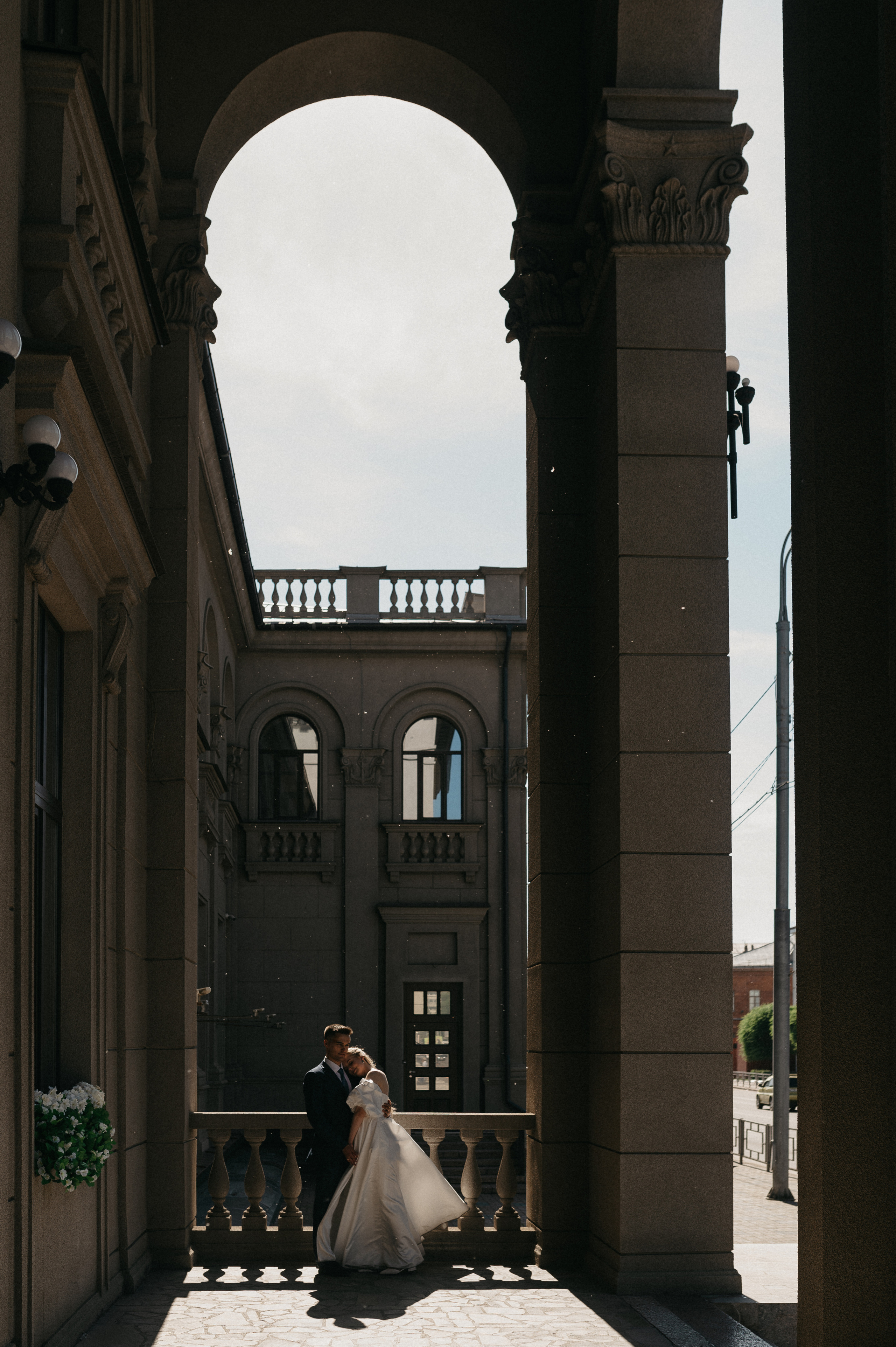 Black and white. Wedding and commercial photographer