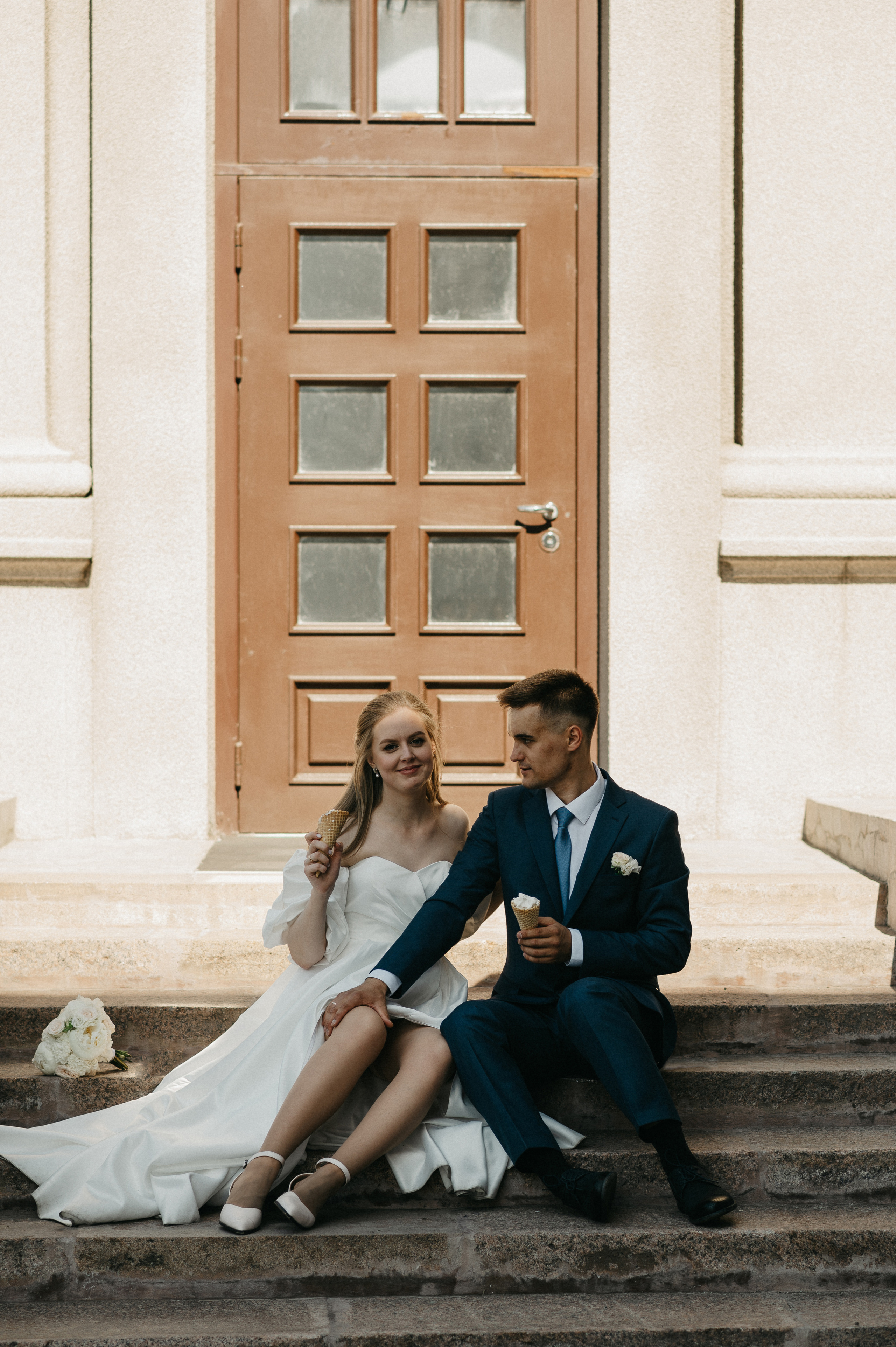 Black and white. Wedding and commercial photographer