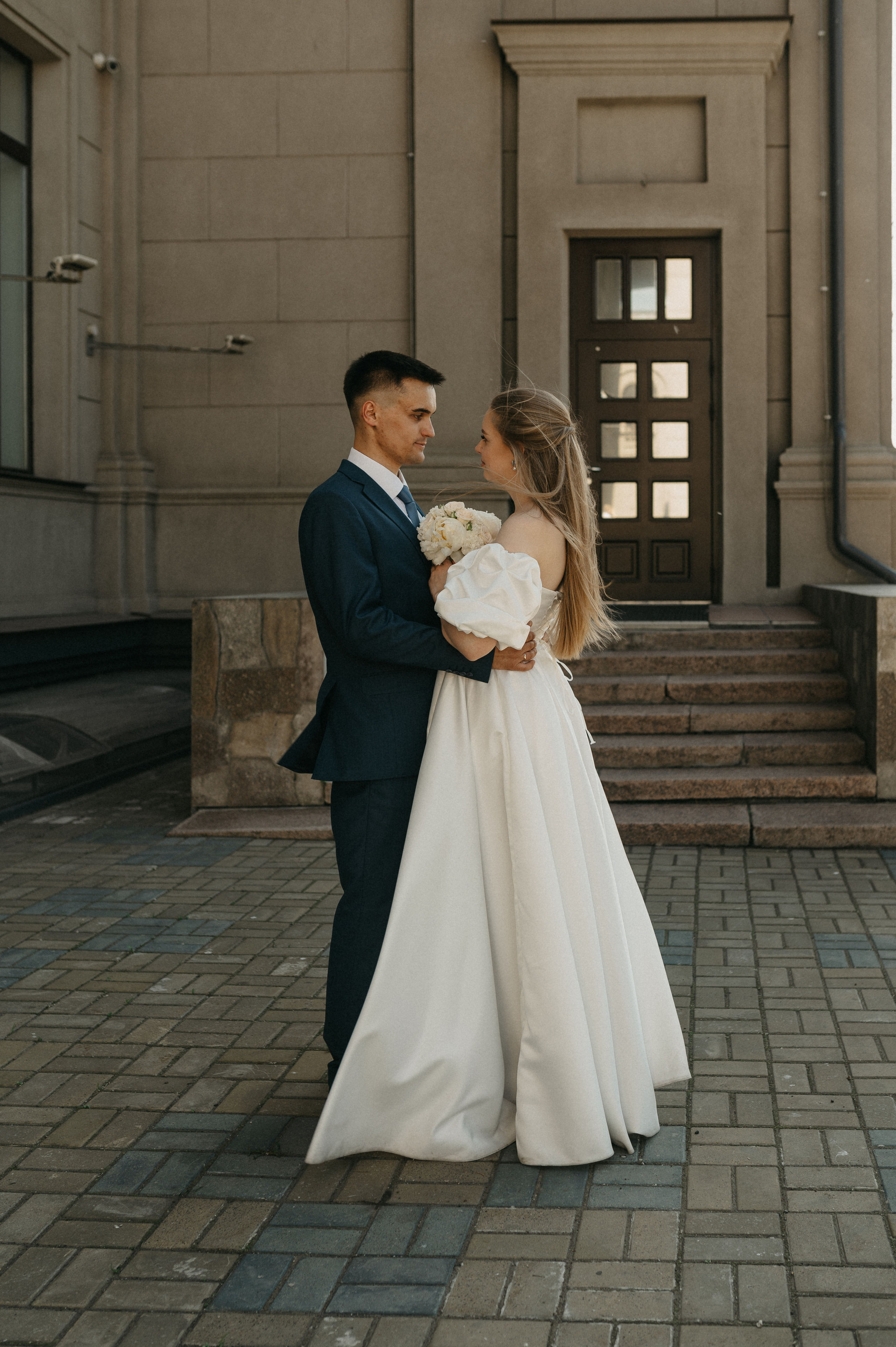 Black and white. Wedding and commercial photographer