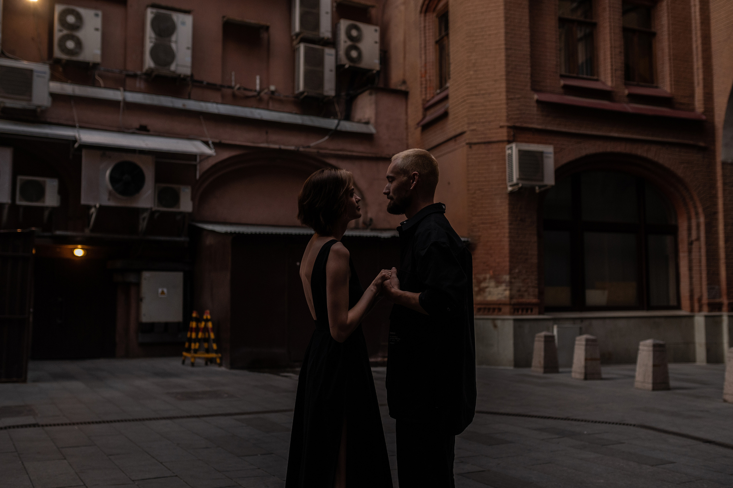 Just between us. Wedding and commercial photographer