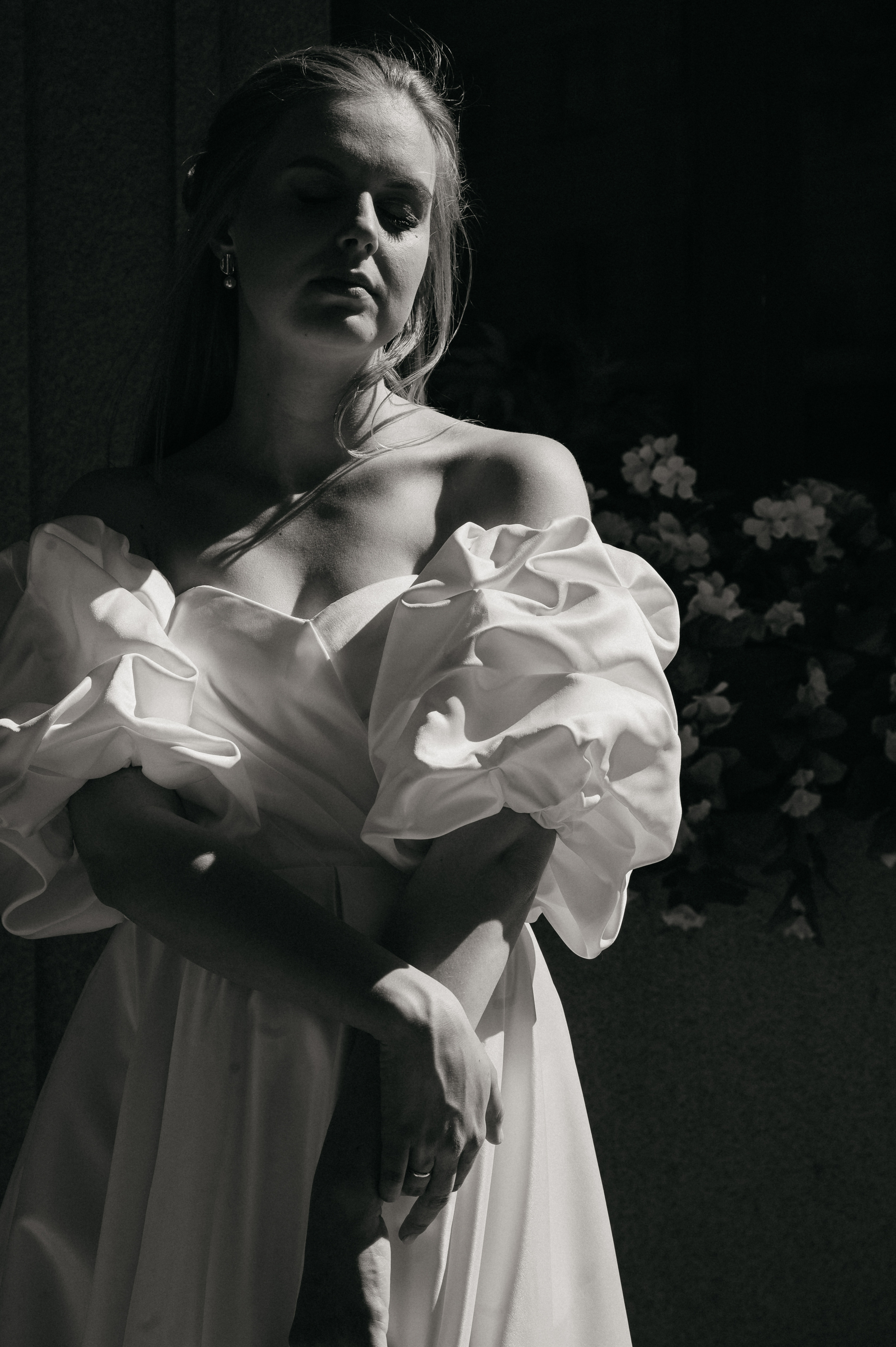 Black and white. Wedding and commercial photographer