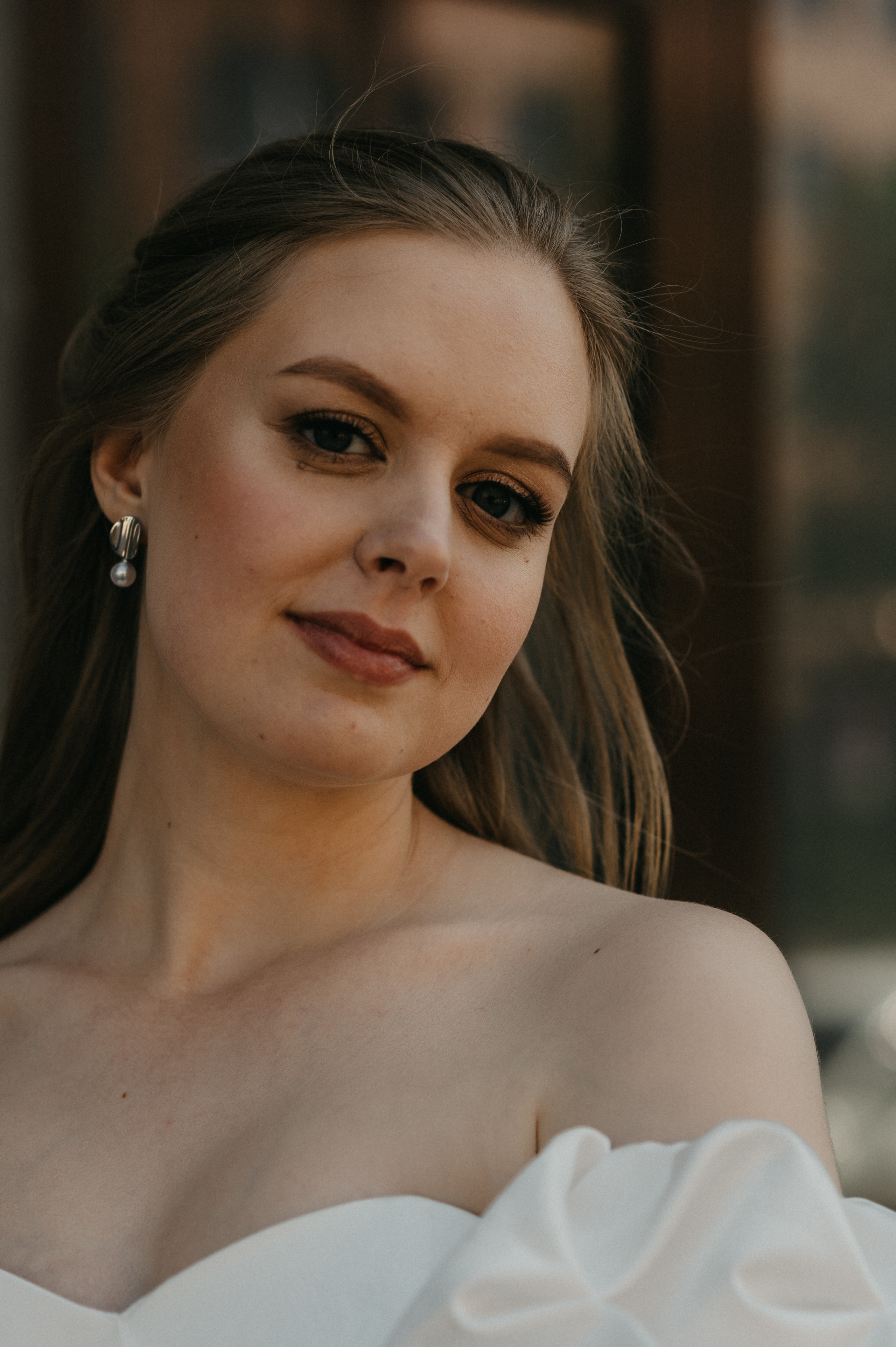 Black and white. Wedding and commercial photographer