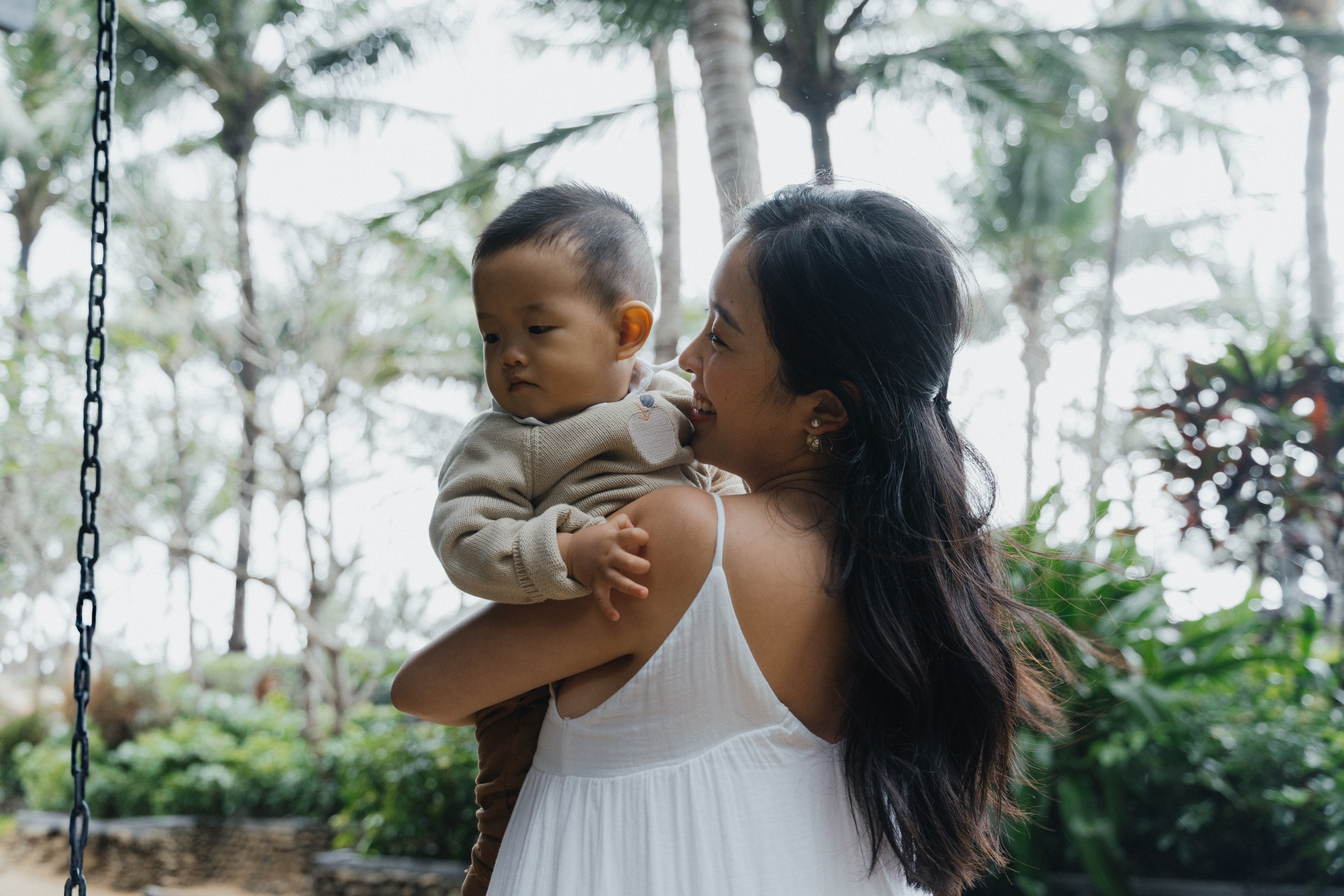 Family shooting in Danang. Aesthetic & Lifestyle photographer in Da Nang, Vietnam