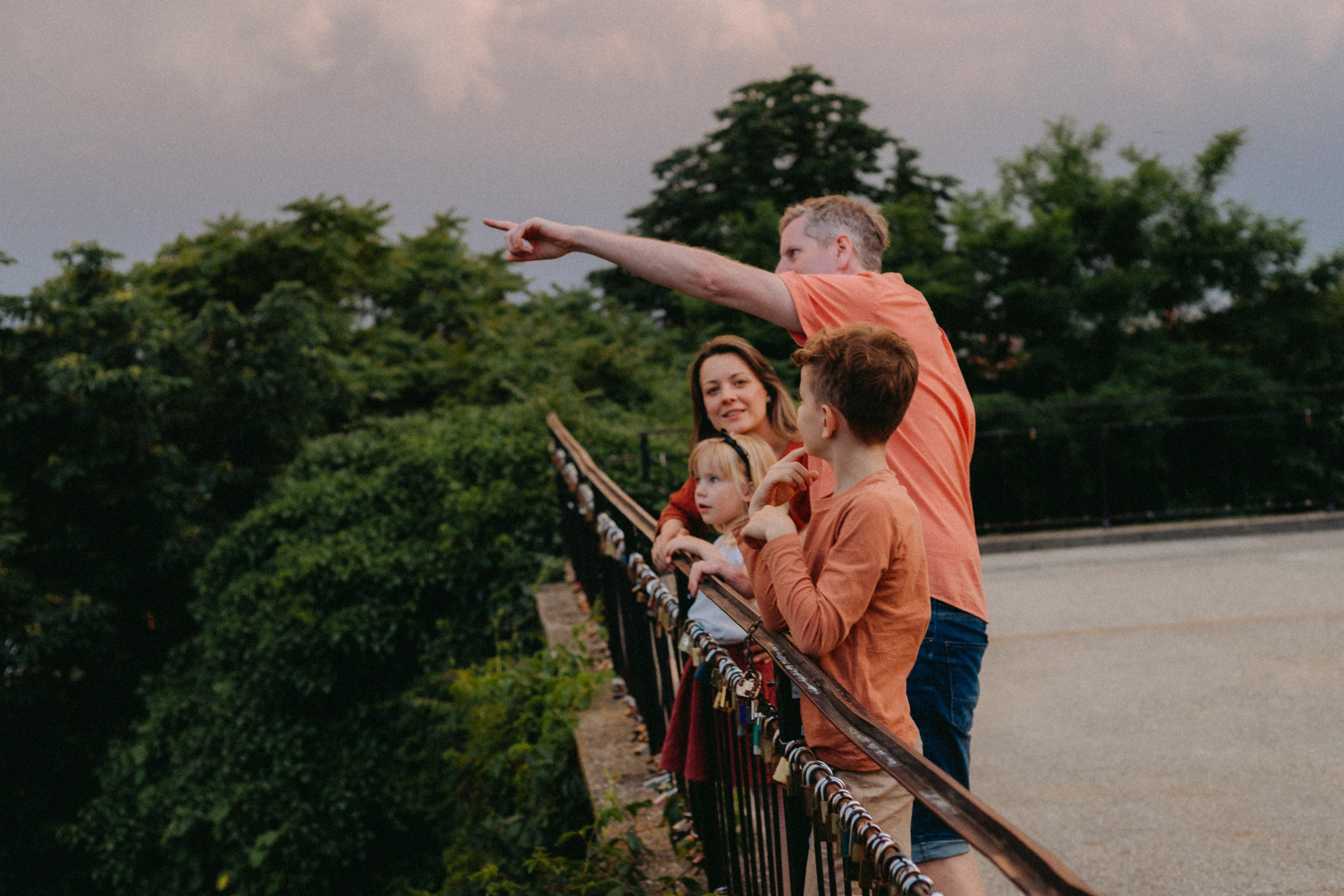 Family in the city. Elena Gorobets. Photographer in Zagreb