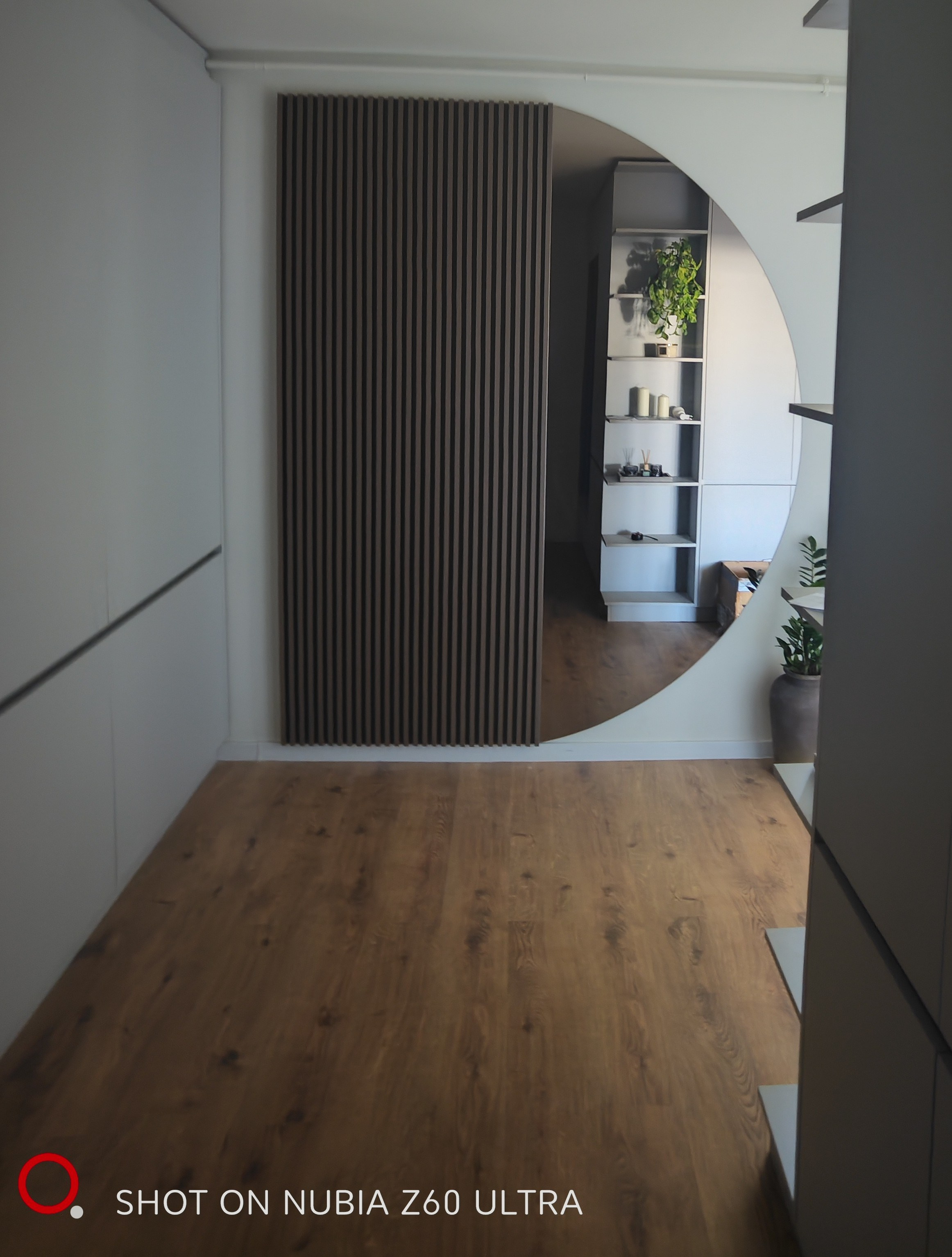 Cuier. Furniture Alexandru Turcu