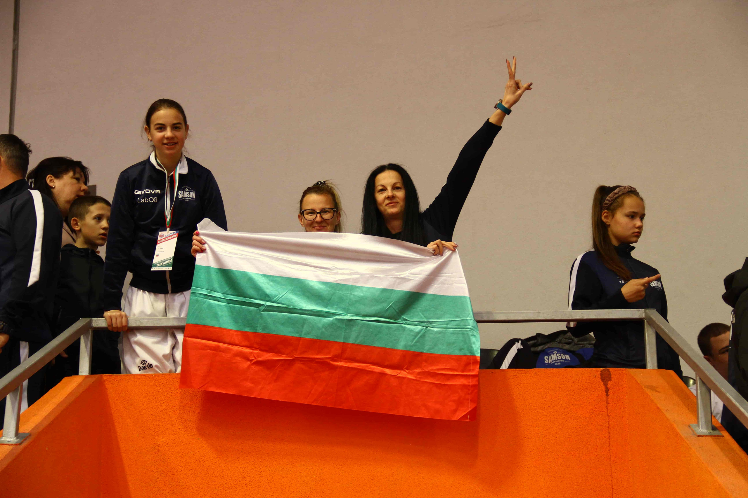 PhotoAdrenaline.com - BACKSTAGE фотография